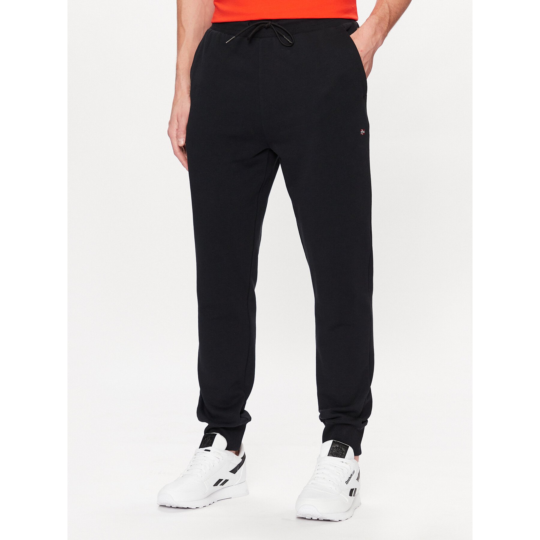 Napapijri Jogginghose Malis Sum NP0A4H8C Schwarz Regular Fit