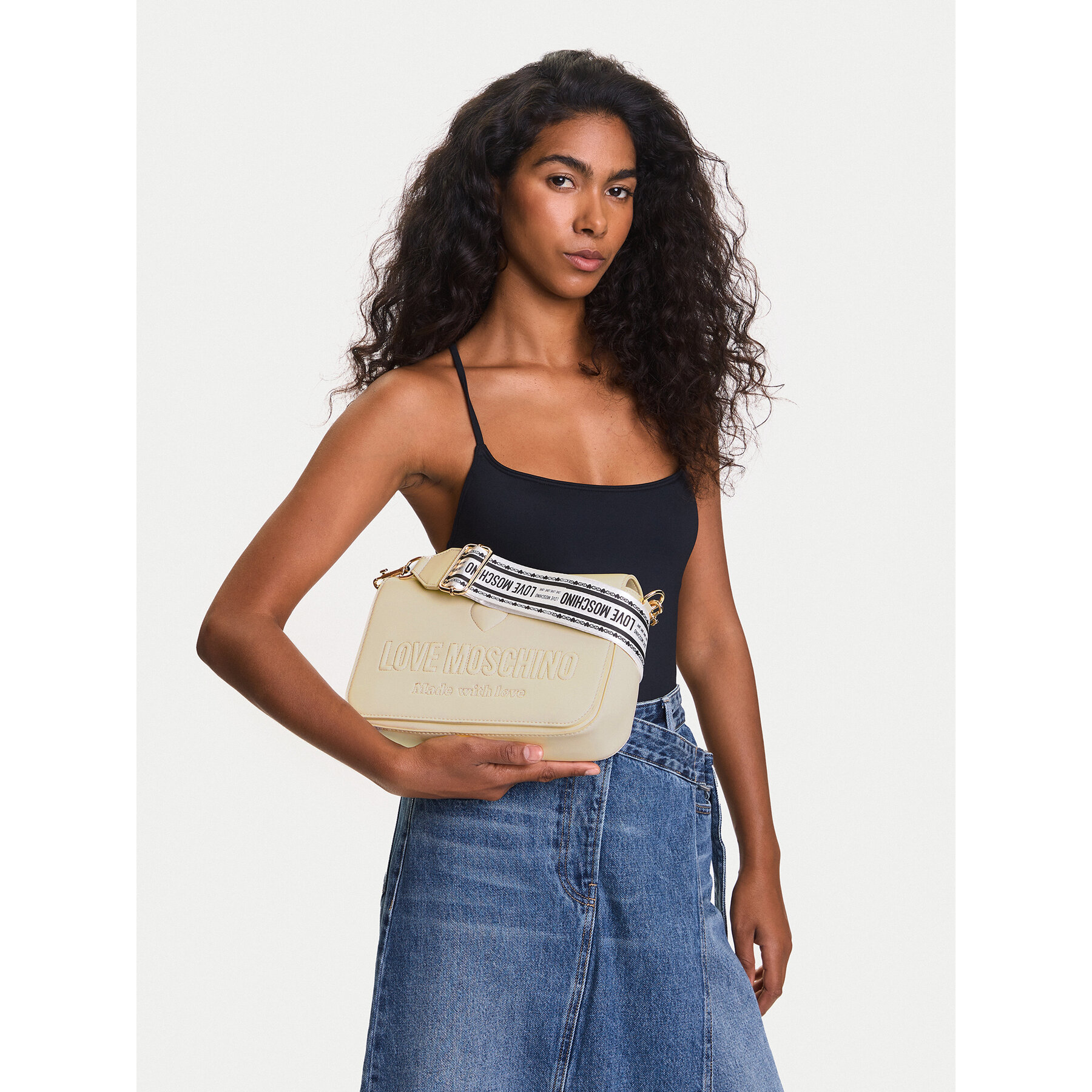 Τσάντα LOVE MOSCHINO JC4221PP0MKF0110 Κρεμ