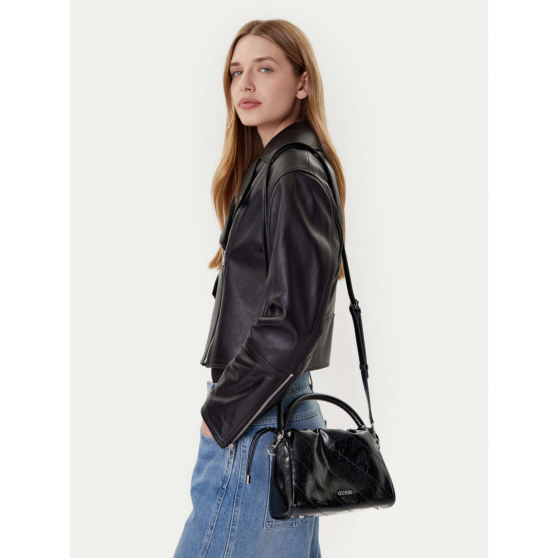 Torbica Guess Amys HWMY96 59160 Crna