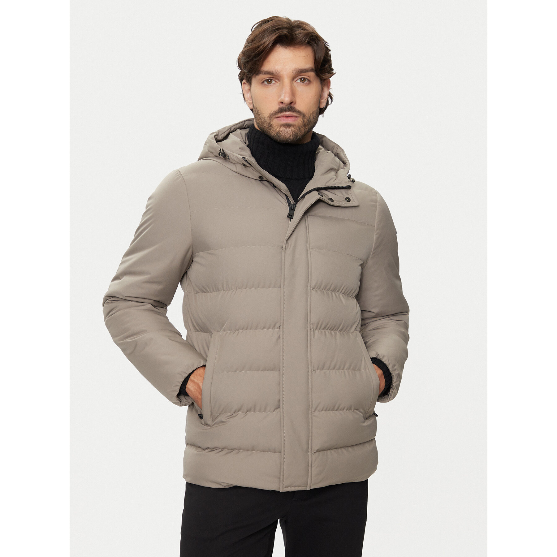Geox Winterjacke Sile M4628S T3140 F5259 Beige Regular Fit