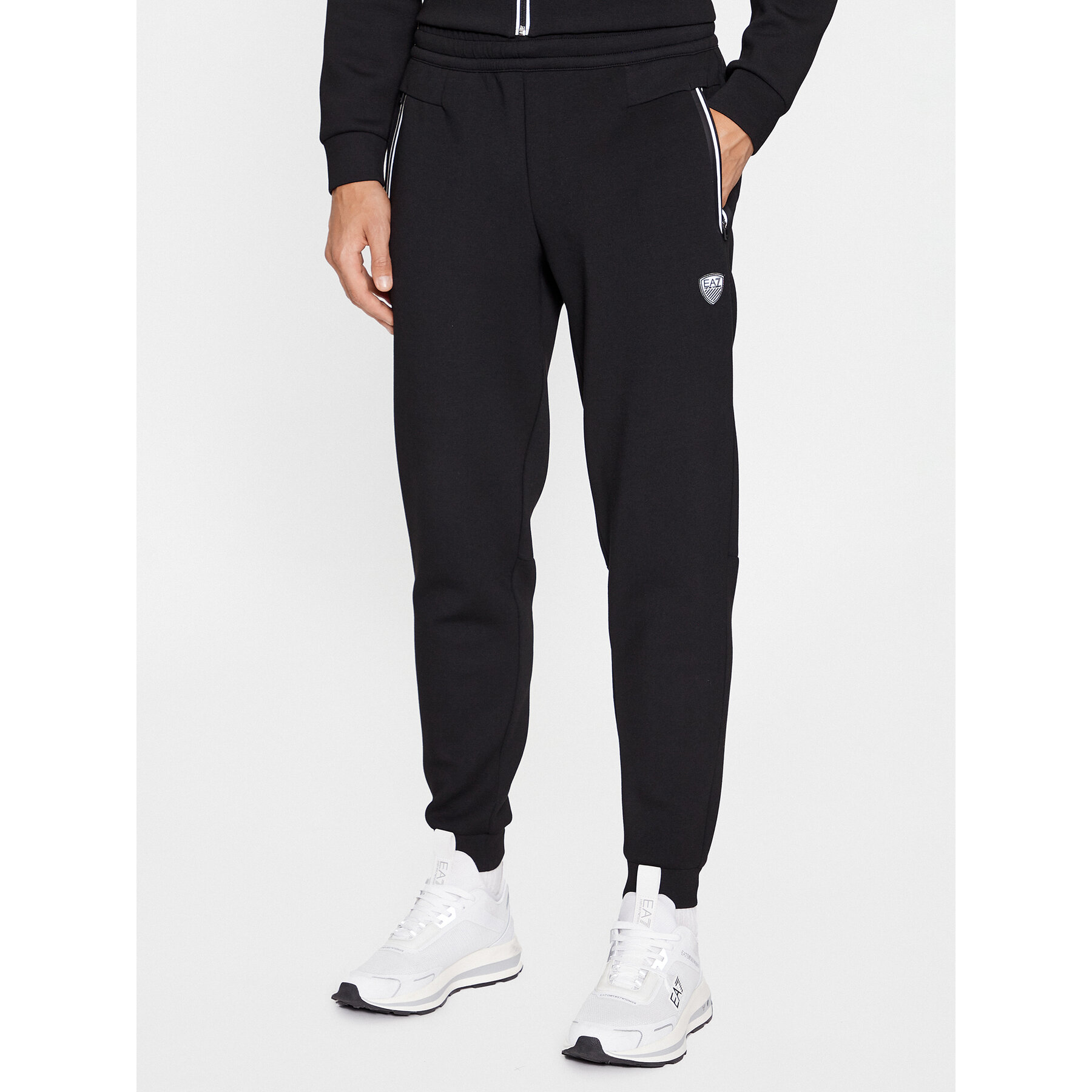 EA7 Emporio Armani Jogginghose 8NPP63 PJ4EZ 1200 Schwarz Regular Fit