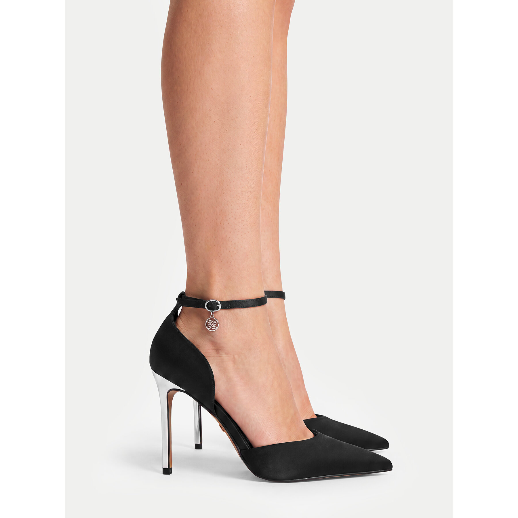 Čevlji z visoko peto Nine West CEO-CWBFS255 Črna