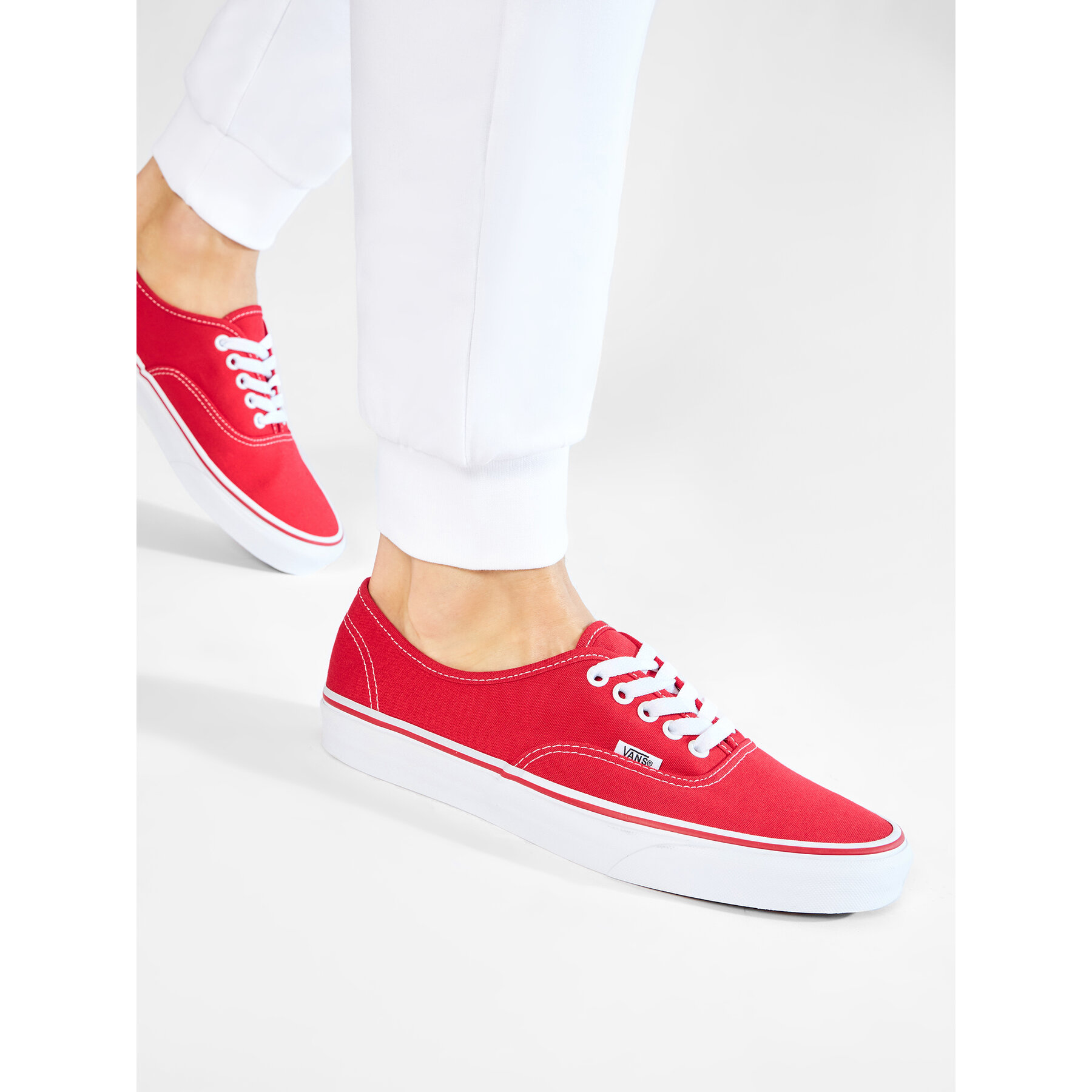 Tenis superge Vans Authentic VN000EE3RED Rdeča