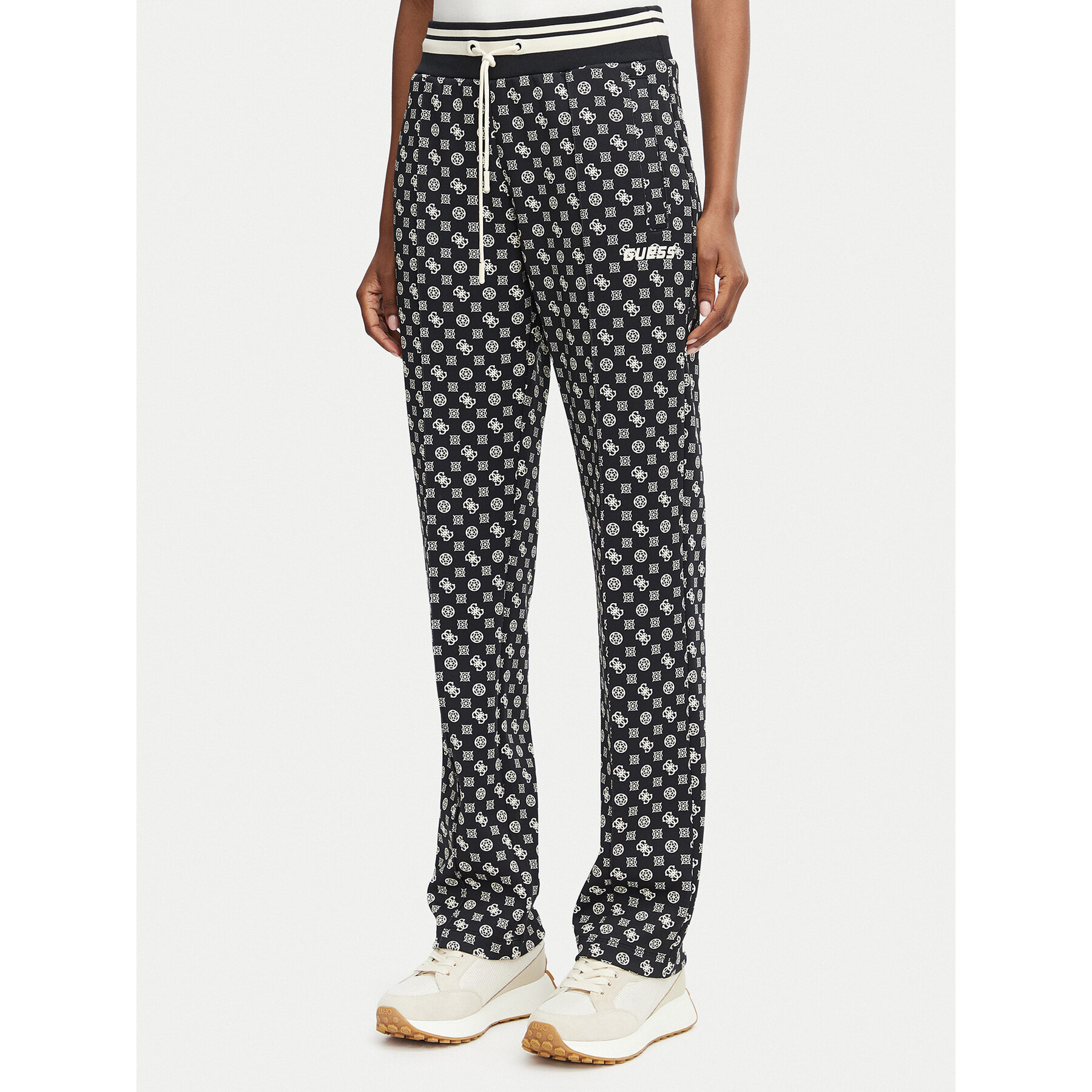 Guess Jogginghose V5YB20 KB212 Schwarz Regular Fit