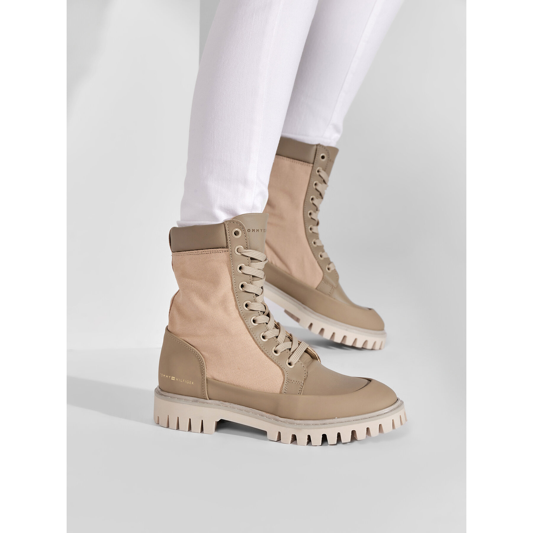 Trappers Tommy Hilfiger Th Casual Lace Up Boot FW0FW06549 Bej