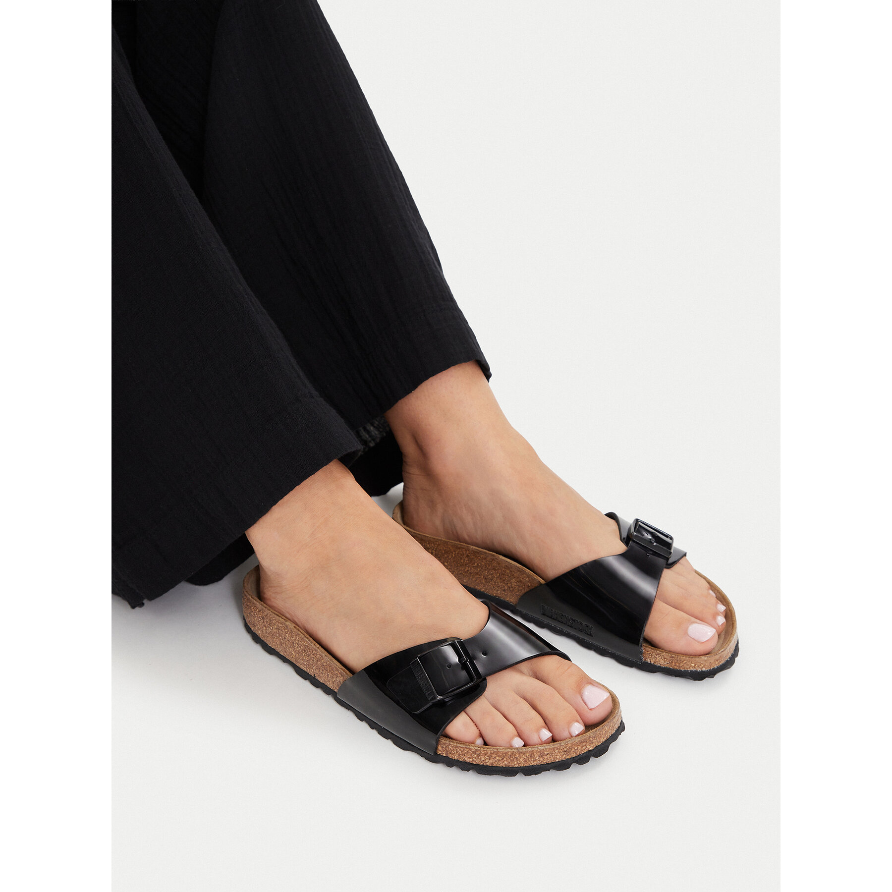 Šľapky Birkenstock Madrid 040303 Čierna