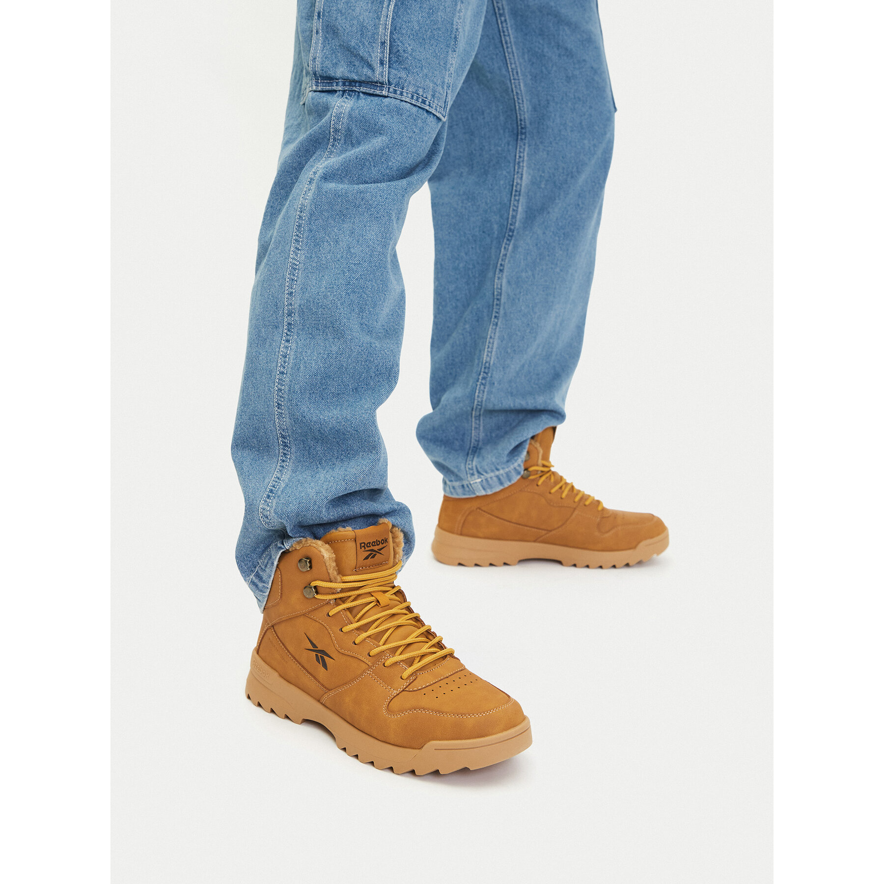 Tenisice Reebok CEO-H1-138 Smeđa