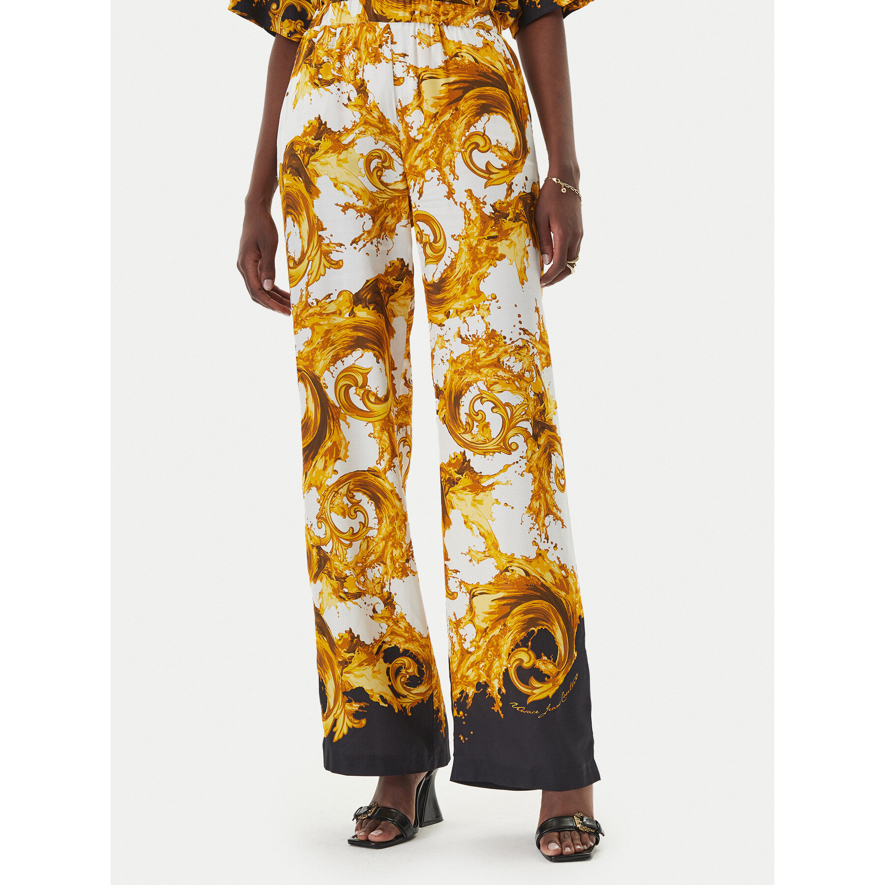 Versace Jeans Couture Stoffhose 80HAA1P2 NS833 Dunkelgelb Regular Fit