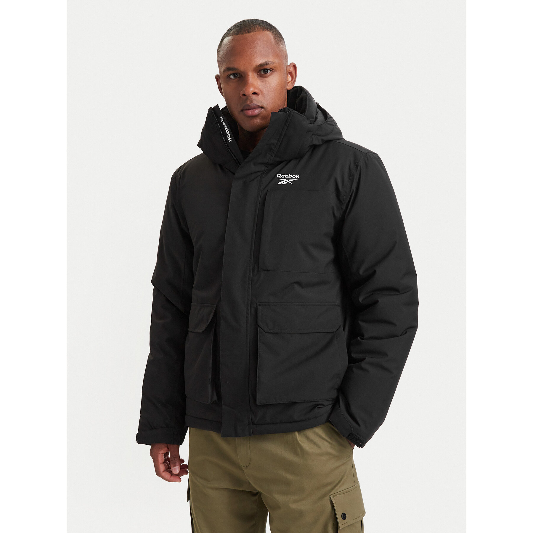Reebok Zimska jakna RCC00078 Crna Regular Fit