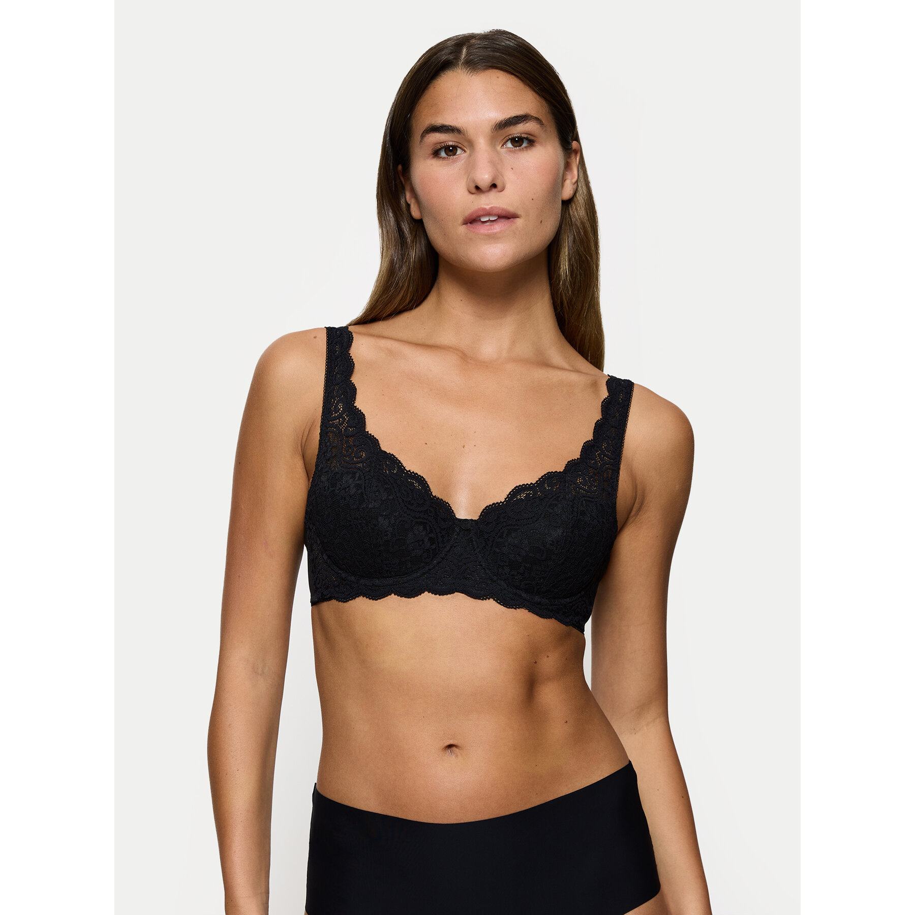 Triumph Melltartó alsó huzallal Amourette 10209584 Fekete