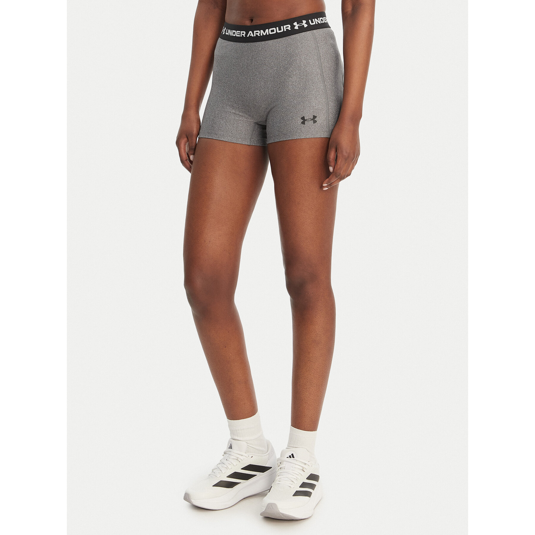 Under Armour Sportshorts HeatGear® 6010725 Grau Slim Fit
