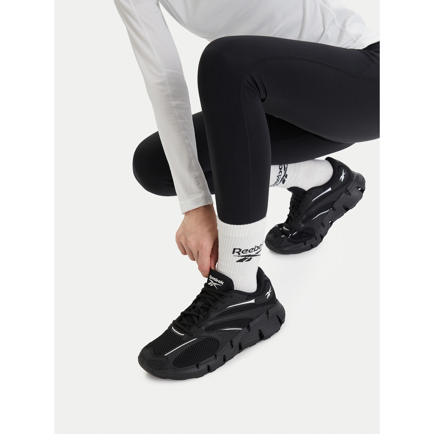 Bežecké topánky Reebok EO-ZIG HYPNOTICA 100229490 W Čierna