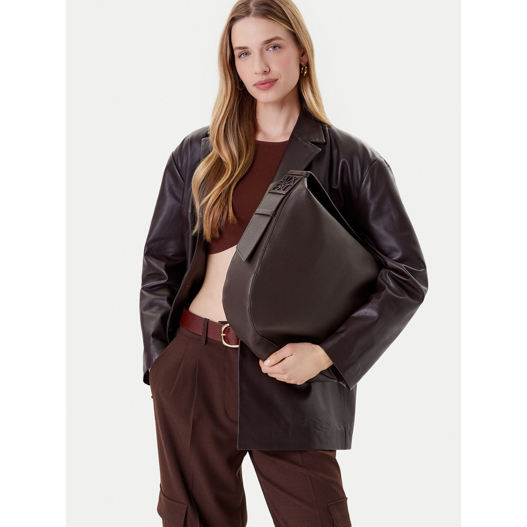 Táska Armani Exchange XW000915 AF11902 U6304 Barna