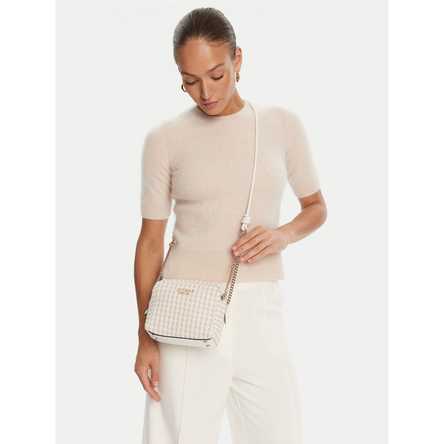 Дамска чанта Guess Mirema HWWG96 31140 Бял