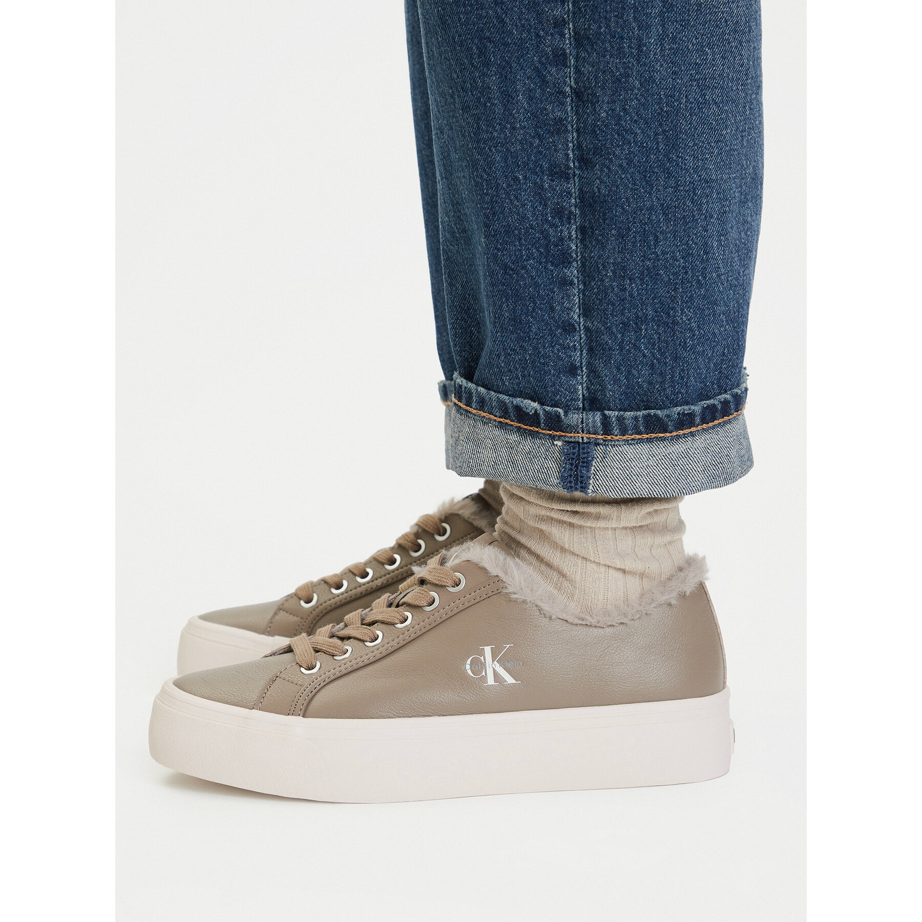 Tenisice Calvin Klein Vulc Flatf Laceup Lth Fur HW0HW03235 Bež