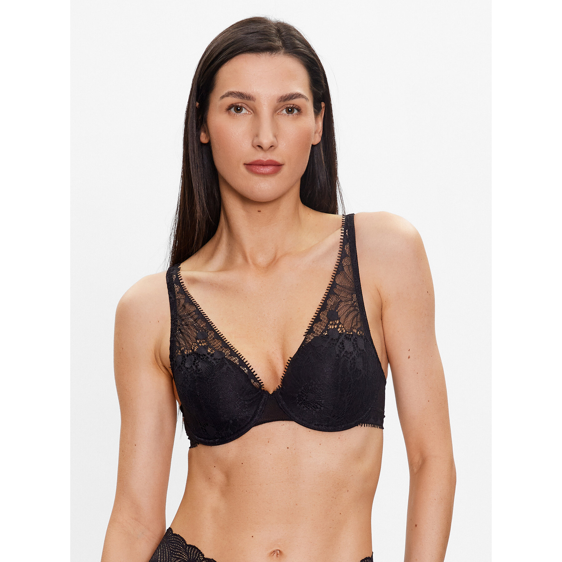 Chantelle Reggiseno con ferretto Day To Night C15F70 Nero