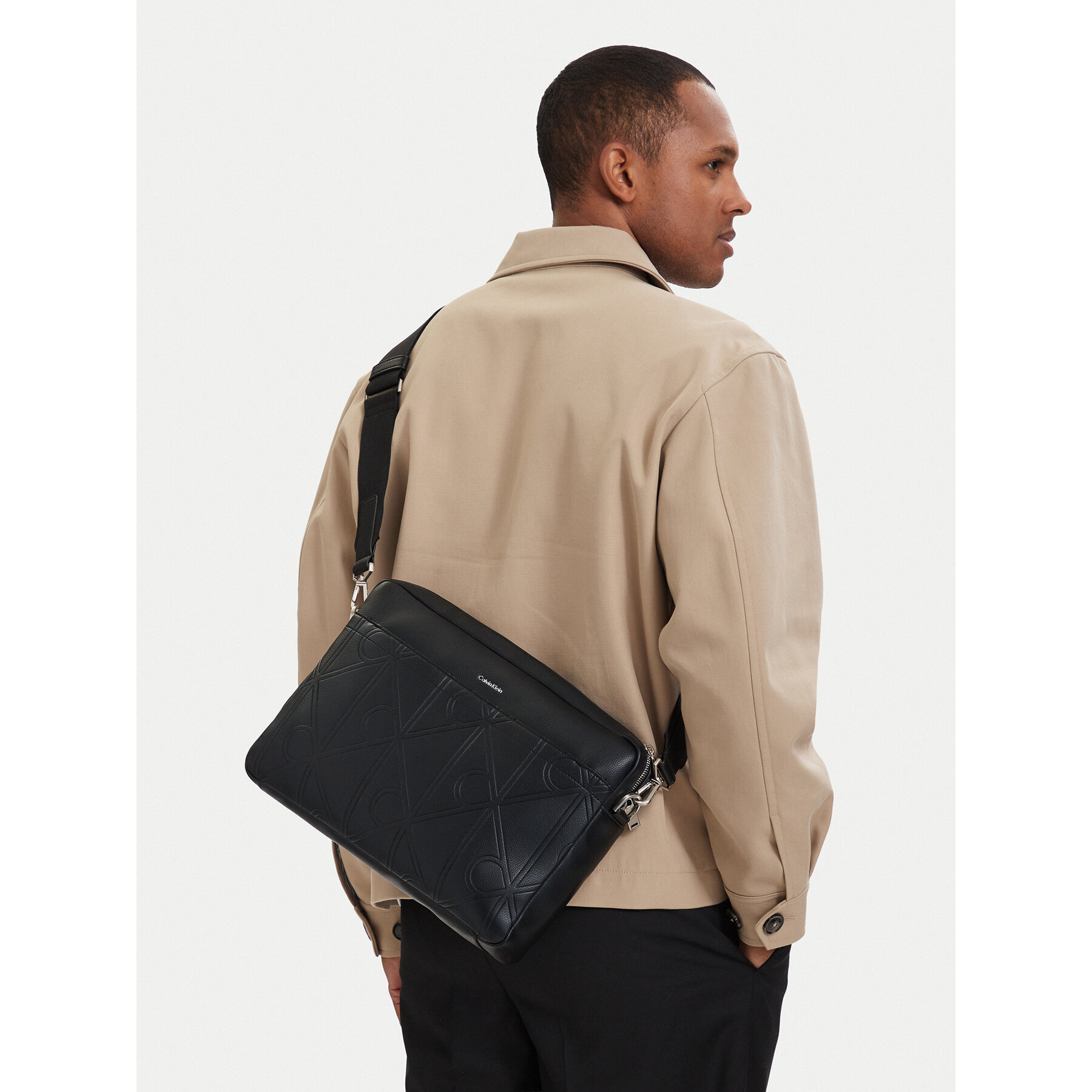 Geantă pentru laptop Calvin Klein Xl Emblem Aop LV04D3526G Negru