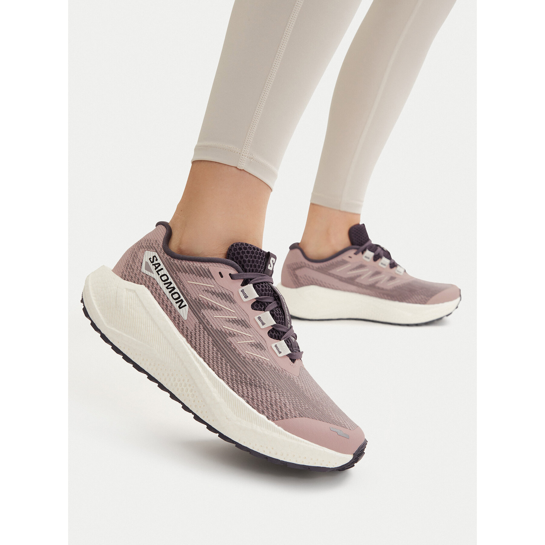 Bežecké topánky Salomon Aero Blaze 3 Grvl W L49218000 Béžová