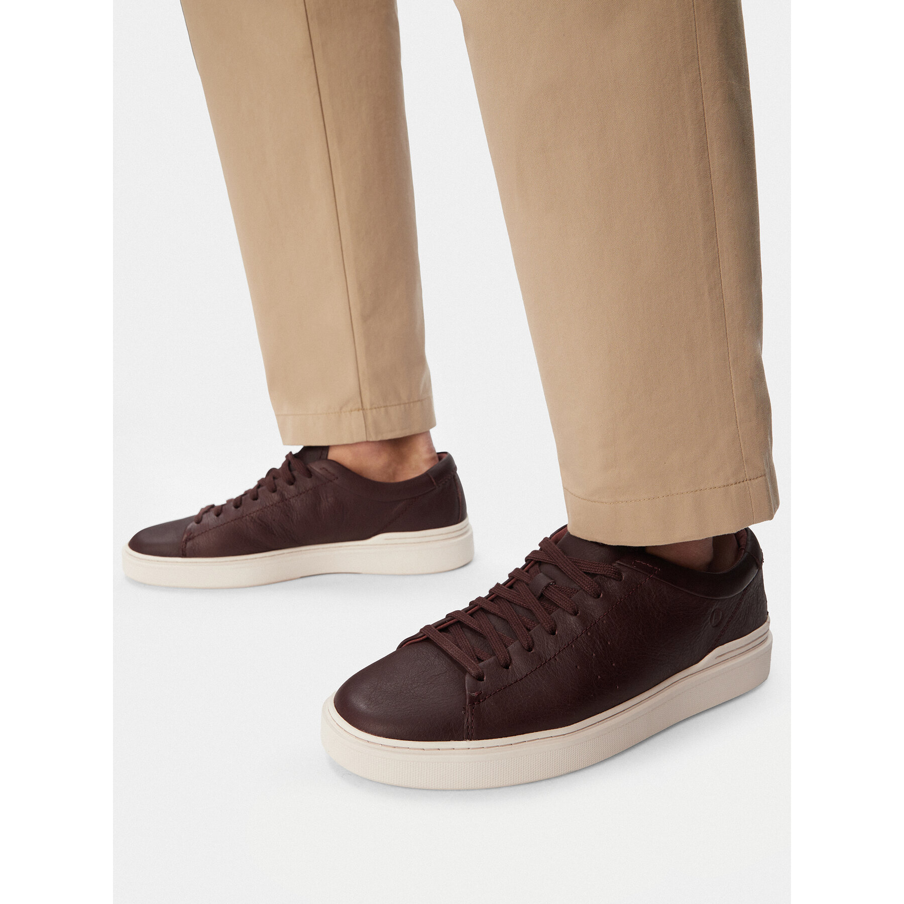 Superge Clarks Craft Swift 26183285 Rjava