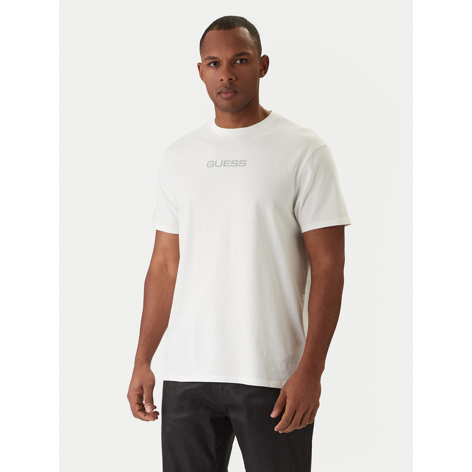 Guess T-Shirt M6RI02 KBZV1 Weiß Regular Fit
