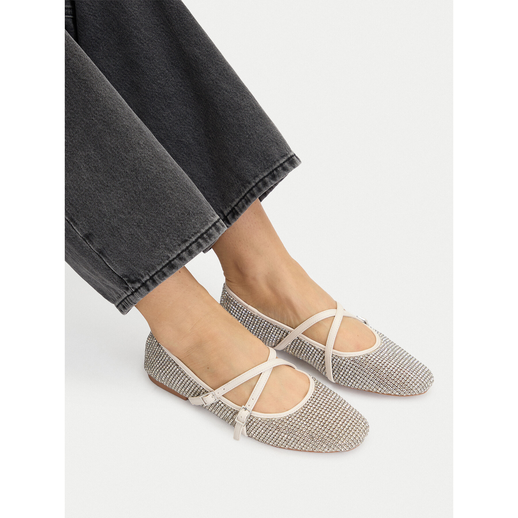 Balerinke Steve Madden Watchlist 11005277 Bež