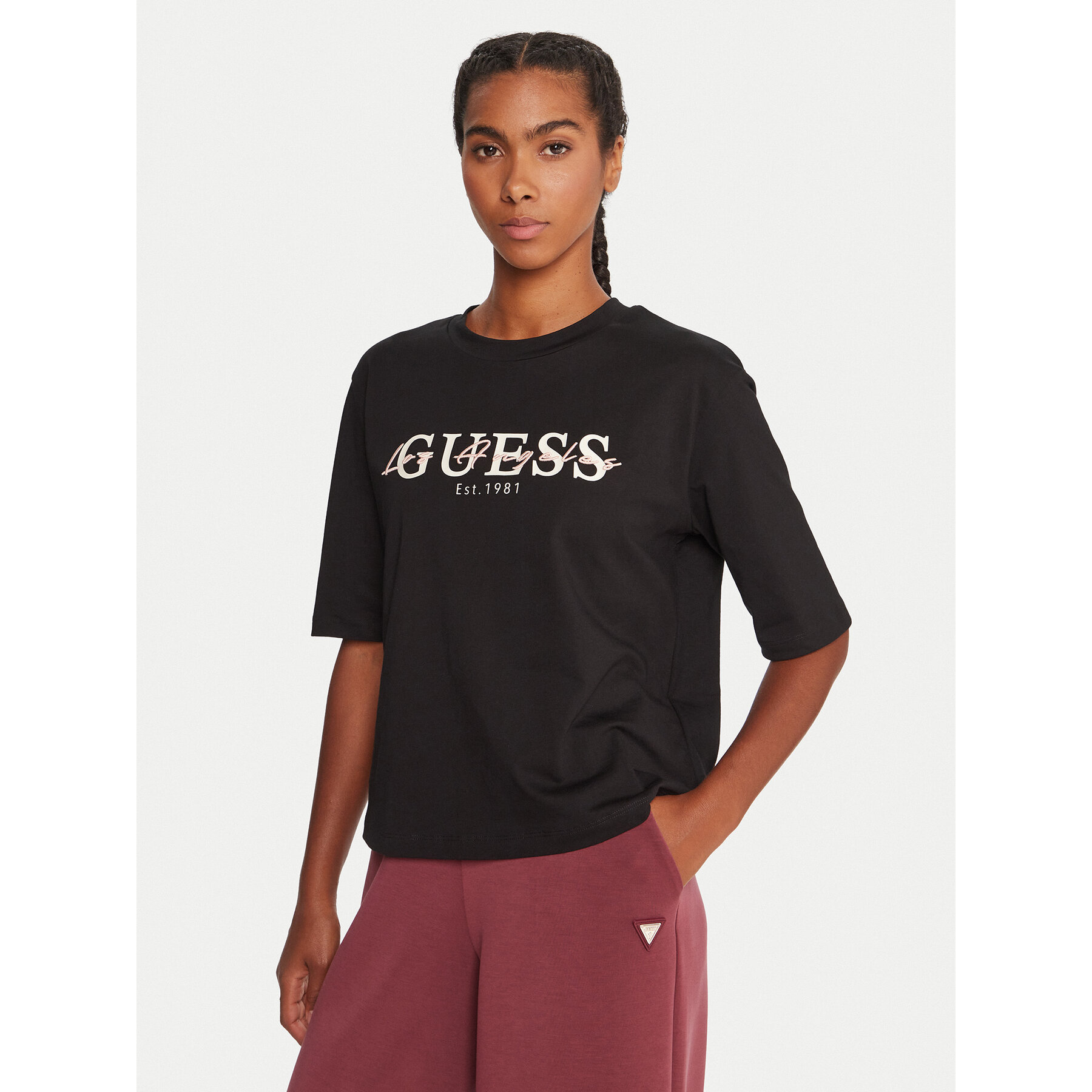 Guess T-Shirt V5YI02 I3Z14 Schwarz Boxy Fit