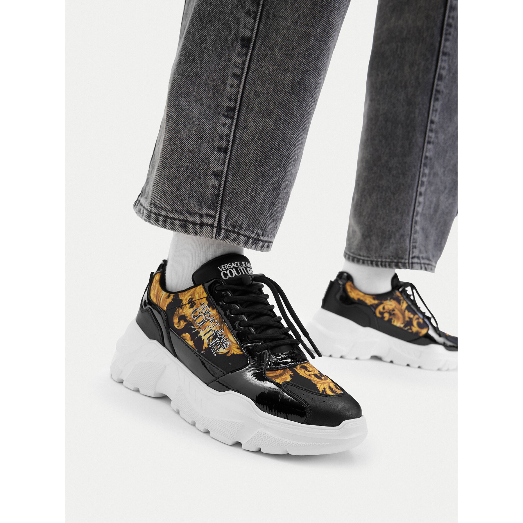 Sneakersy Versace Jeans Couture 80VA3SC7 ZSD94 G89 Čierna