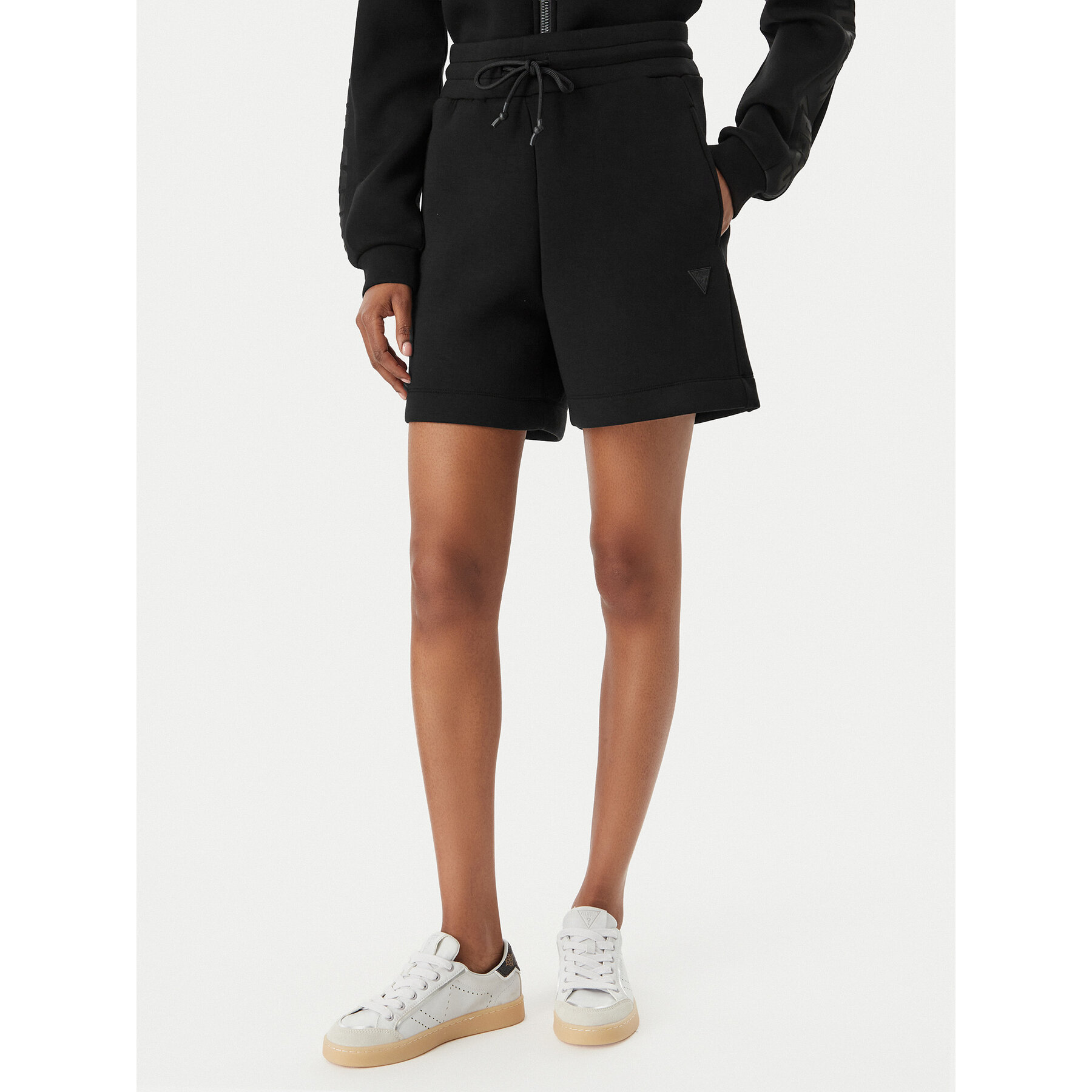 Guess Sportshorts Elly V2YD10 K7UW2 Schwarz Relaxed Fit