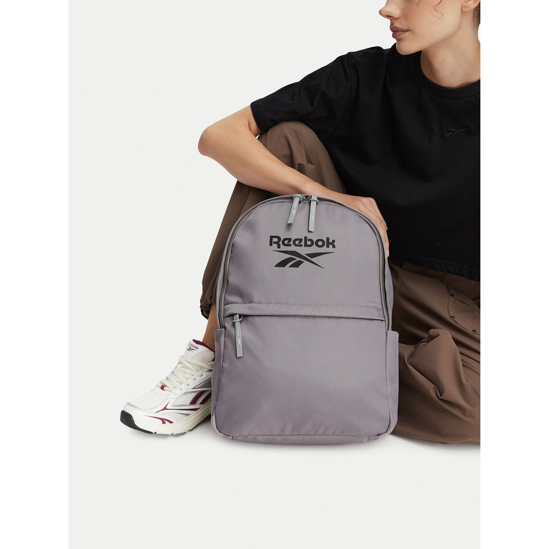 Ruksak Reebok CWBEO-RBK-F-001-10 Svetlosivá