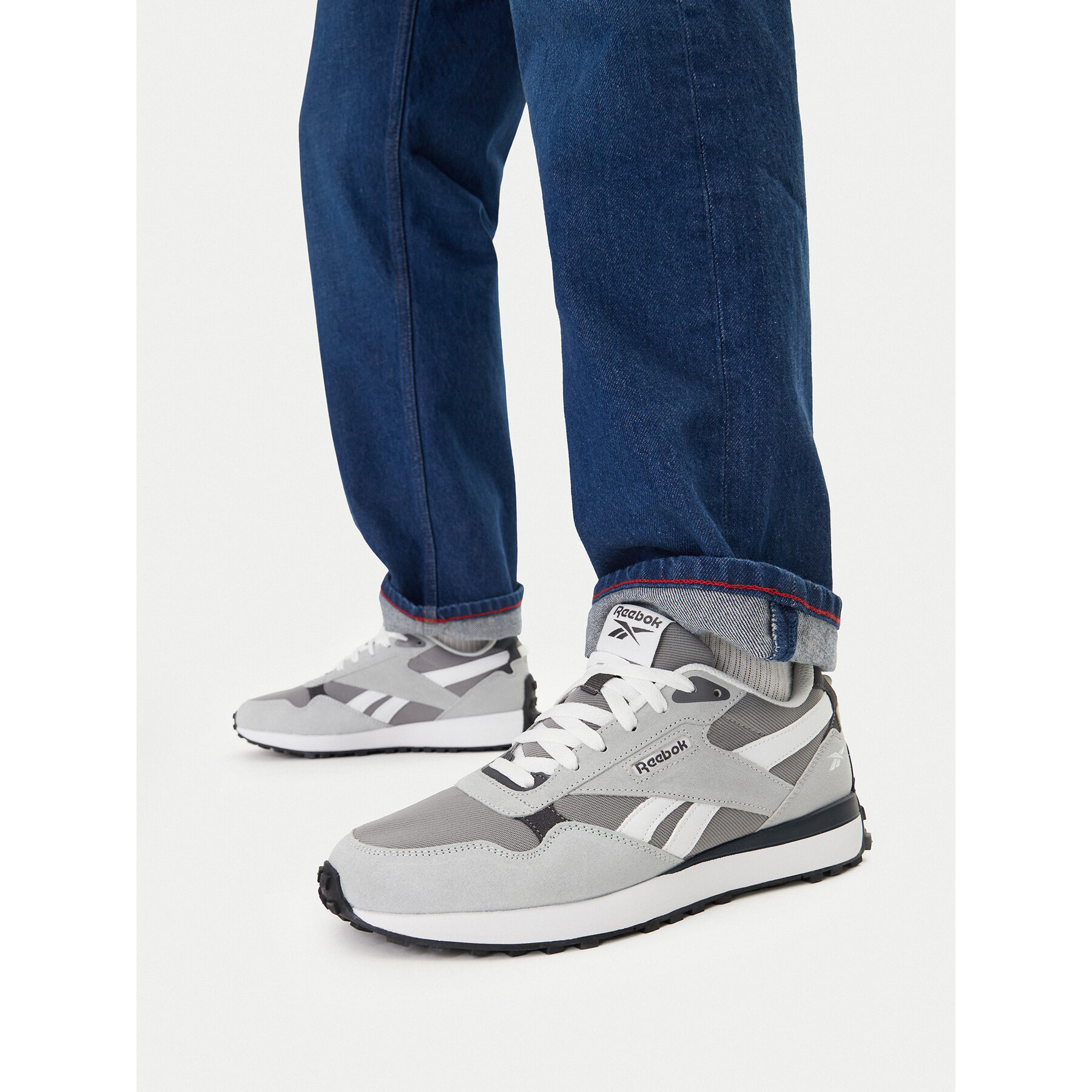 Sneakersy Reebok CEO-DRIVE AR30296MSNV Šedá