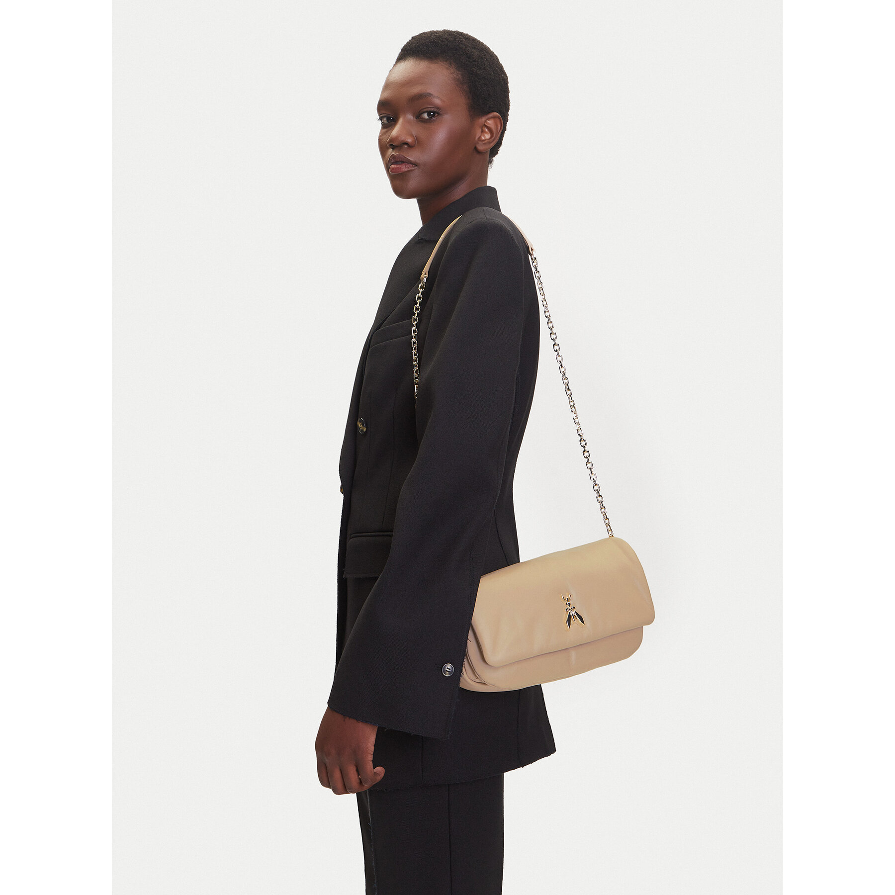 Дамска чанта Patrizia Pepe 8B0220/L113 B732 Бежов