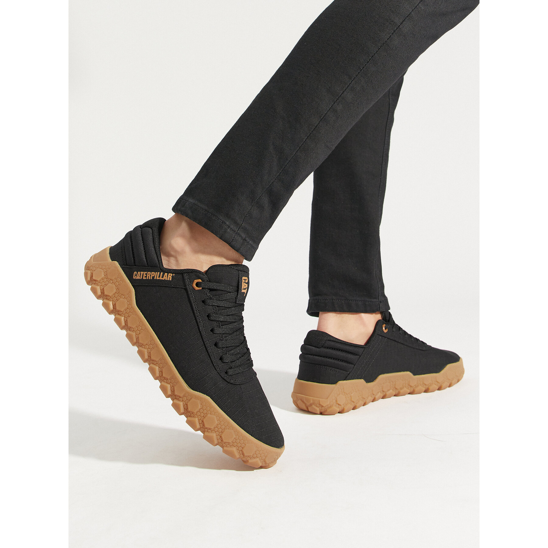 Sneakersy CAT Footwear Hex  P111347 Čierna
