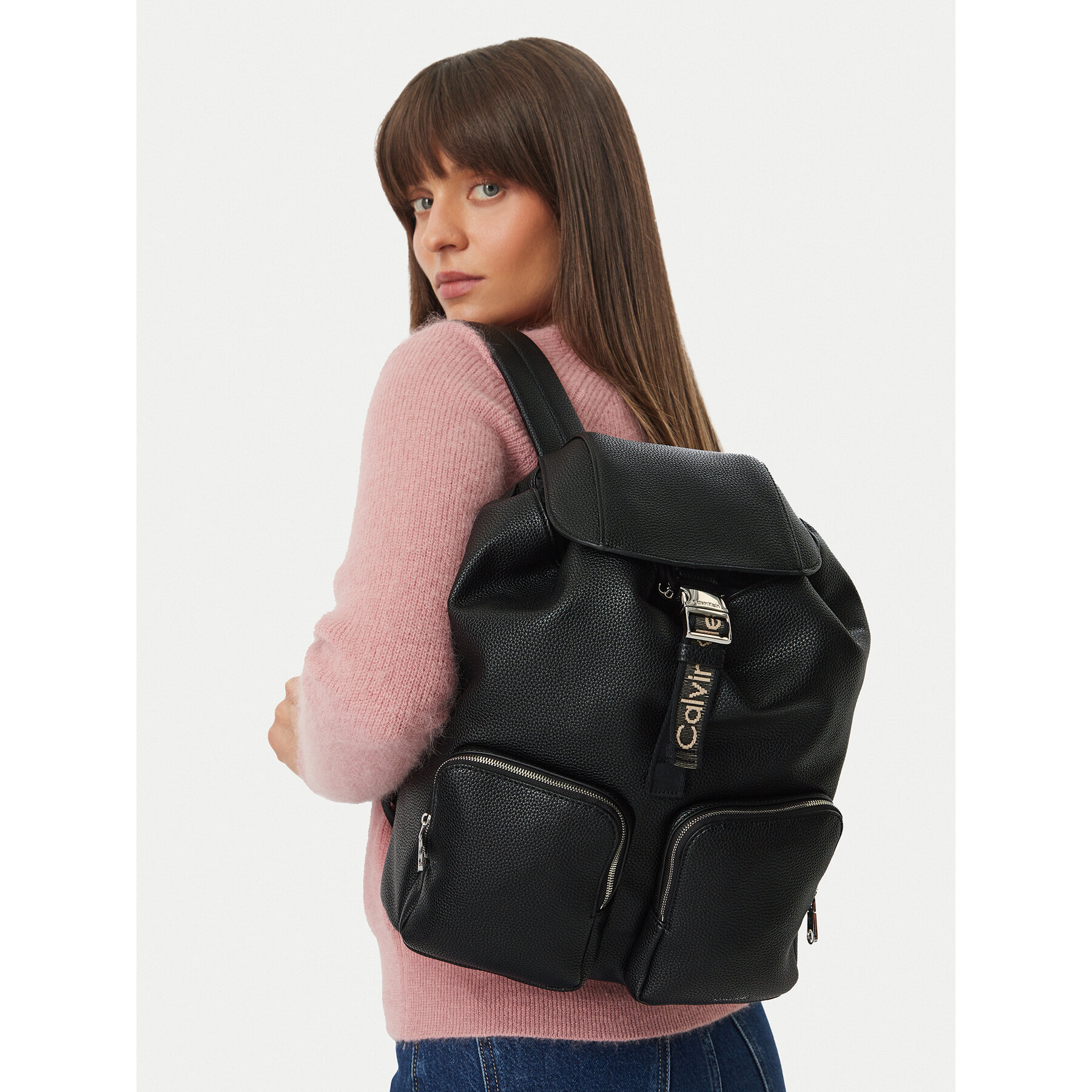 Nahrbtnik Calvin Klein Weebbing Strap Flap Backpack LV04F3645G Črna