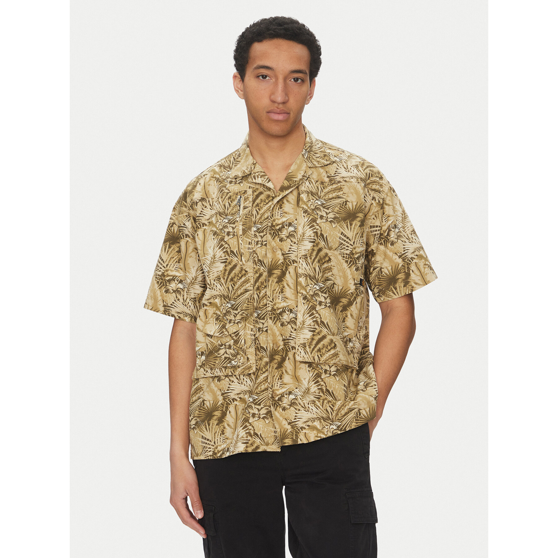 Alpha Industries Hemd Honolulu Safari 156139 Grün Loose Fit