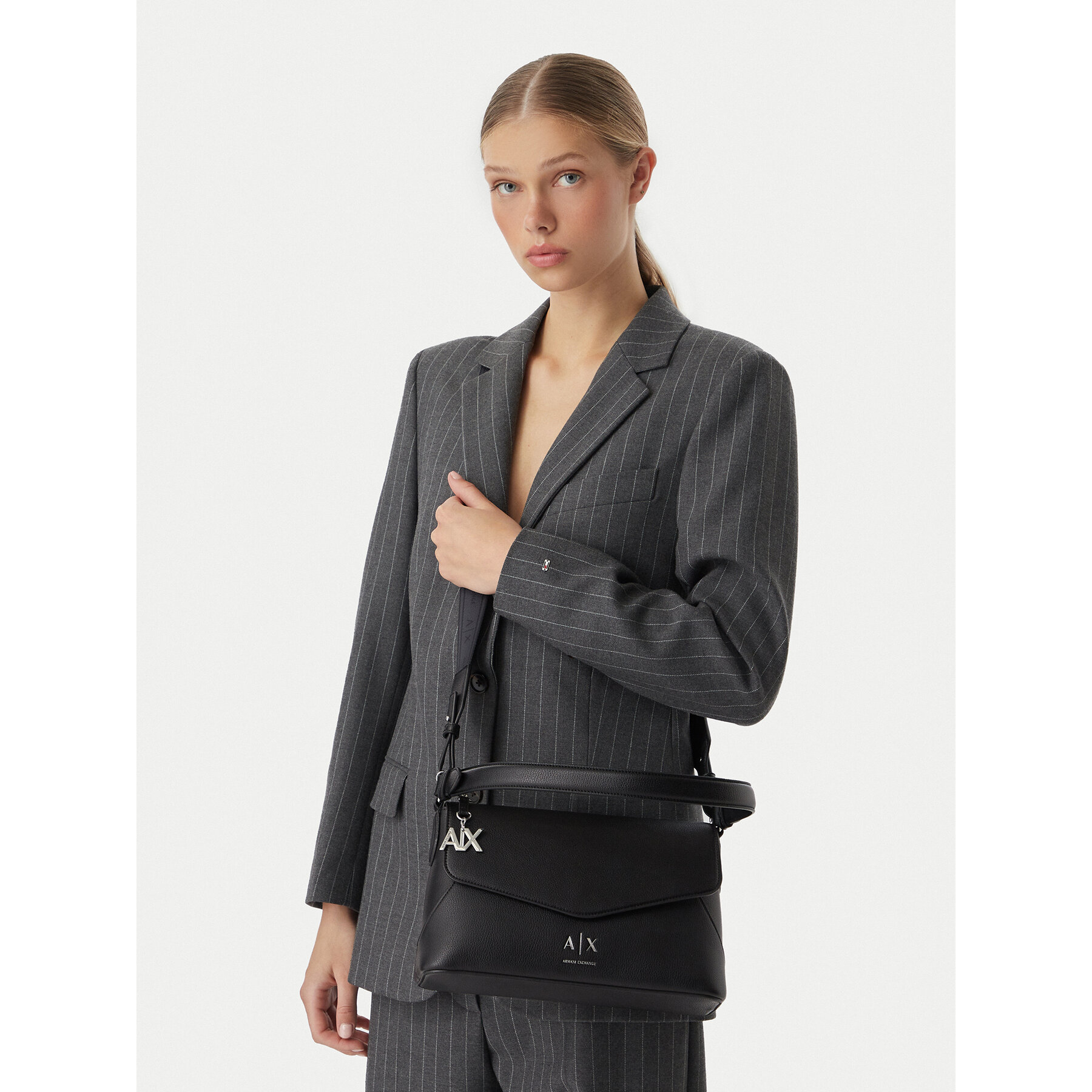 Ročna torba Armani Exchange XW003145 AF26569 UC001 Črna