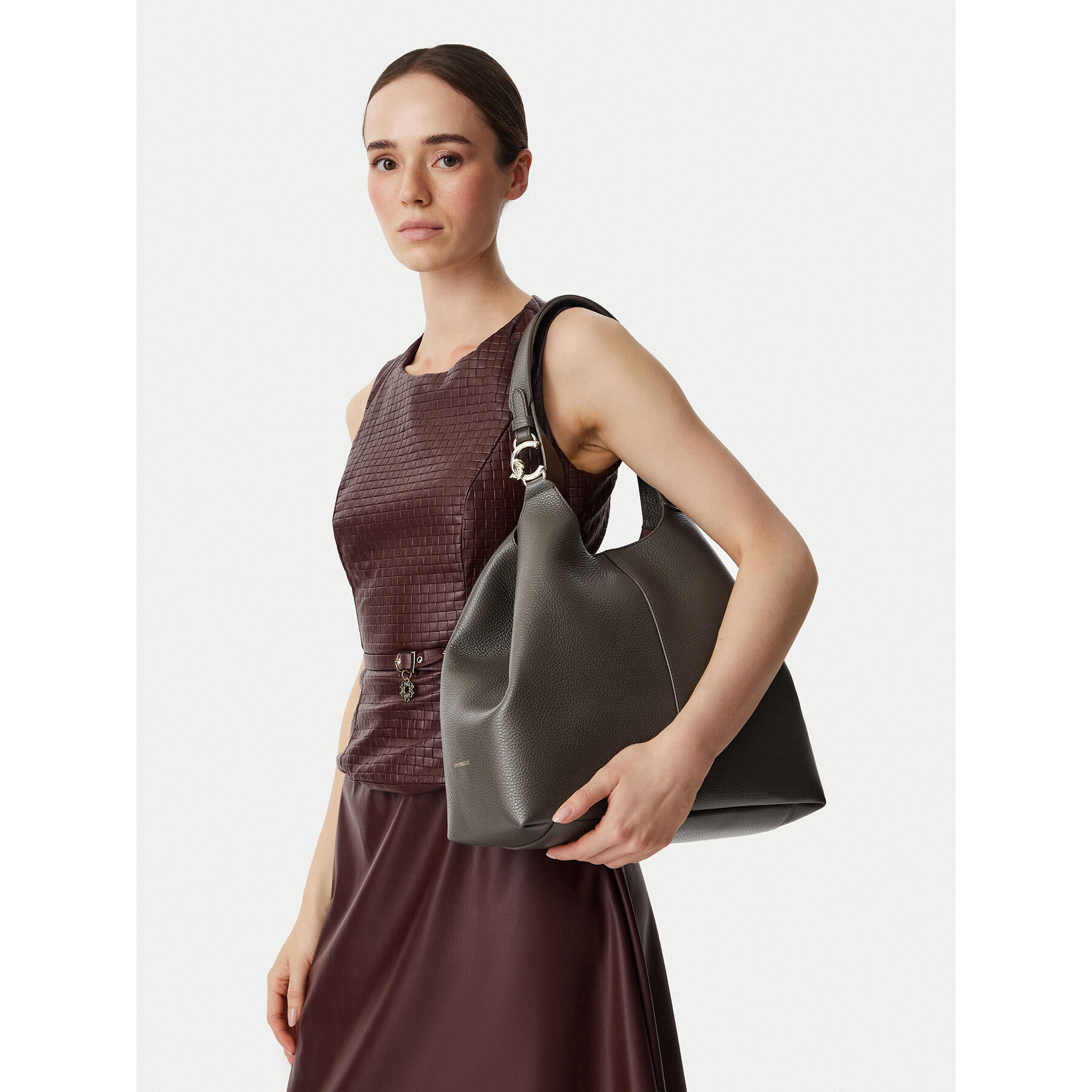 Coccinelle Τσάντα Coccinelle SHA Coccinelle C-Easy E1 SHA 11 01 01 Χακί