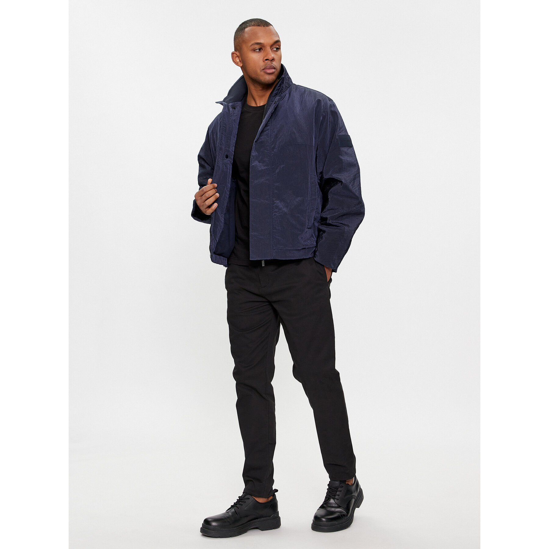 Calvin Klein Übergangsjacke Crinkle 2.0 K10K112363 Dunkelblau Relaxed Fit