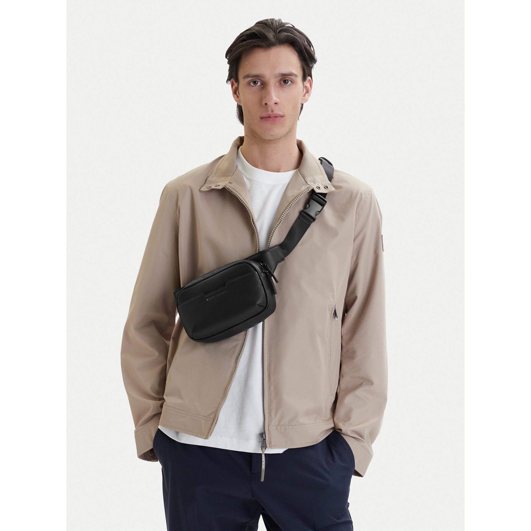 Τσαντάκι Μέσης﻿ Armani Exchange XM002588 AF22651 UC001 Μαύρο