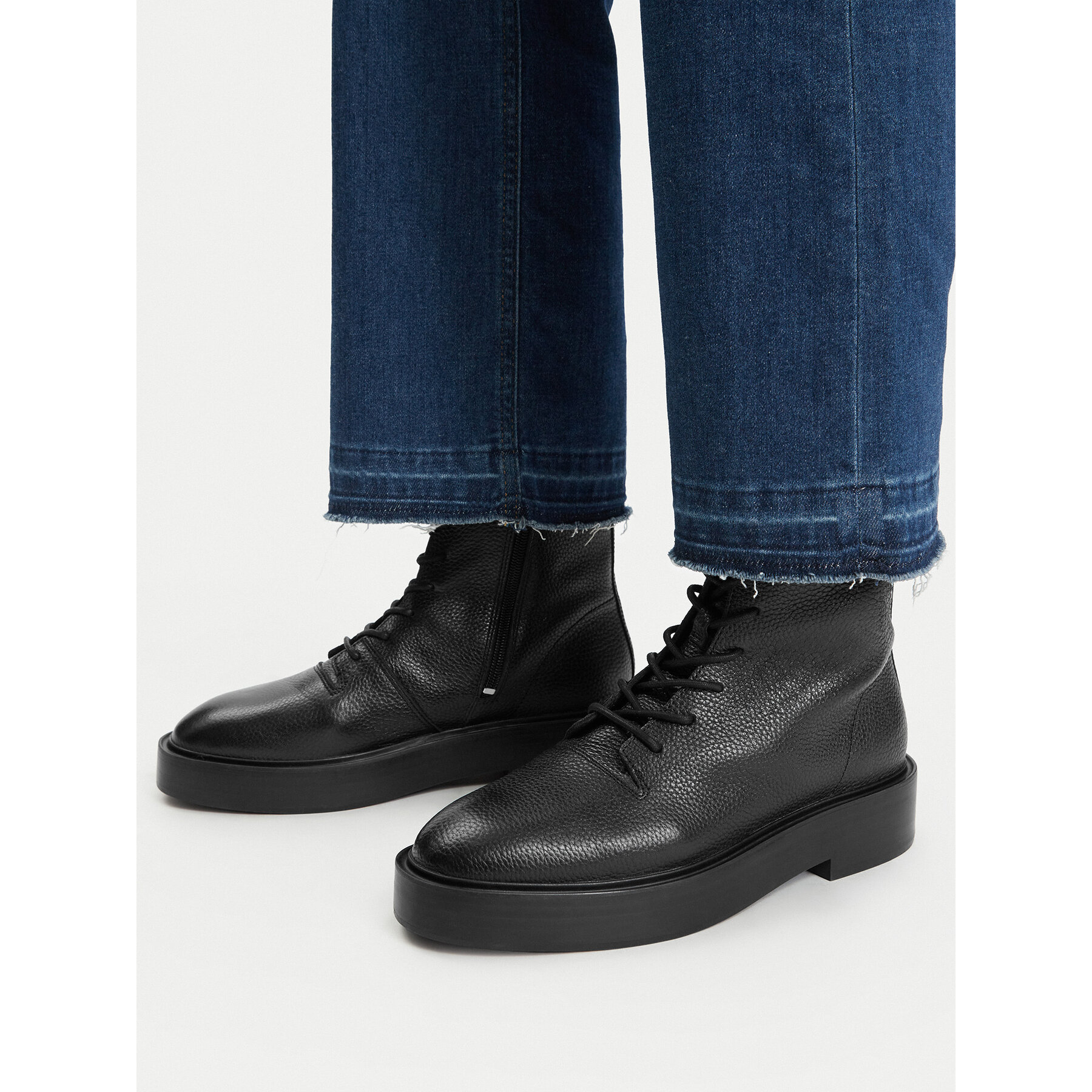 Gležnjače Calvin Klein Conc Welt Lace Up Boot Lth HW0HW03209 Crna