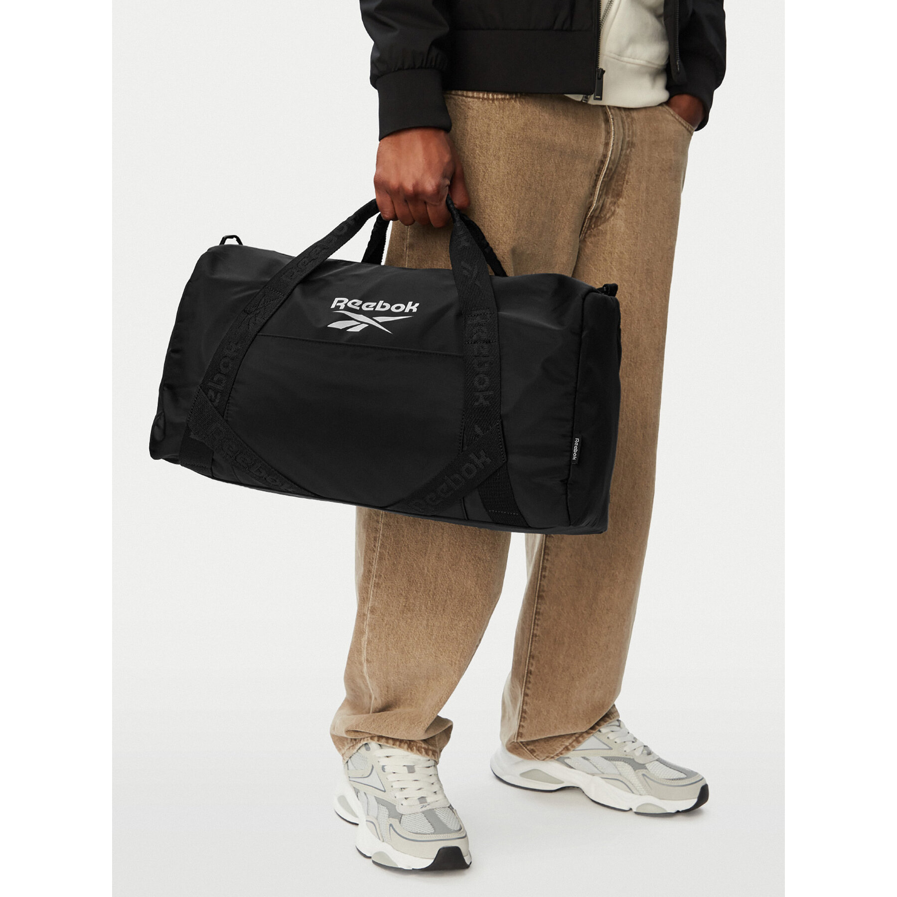 Športna torba Reebok CWBEO-RBK-B-001-08 Črna