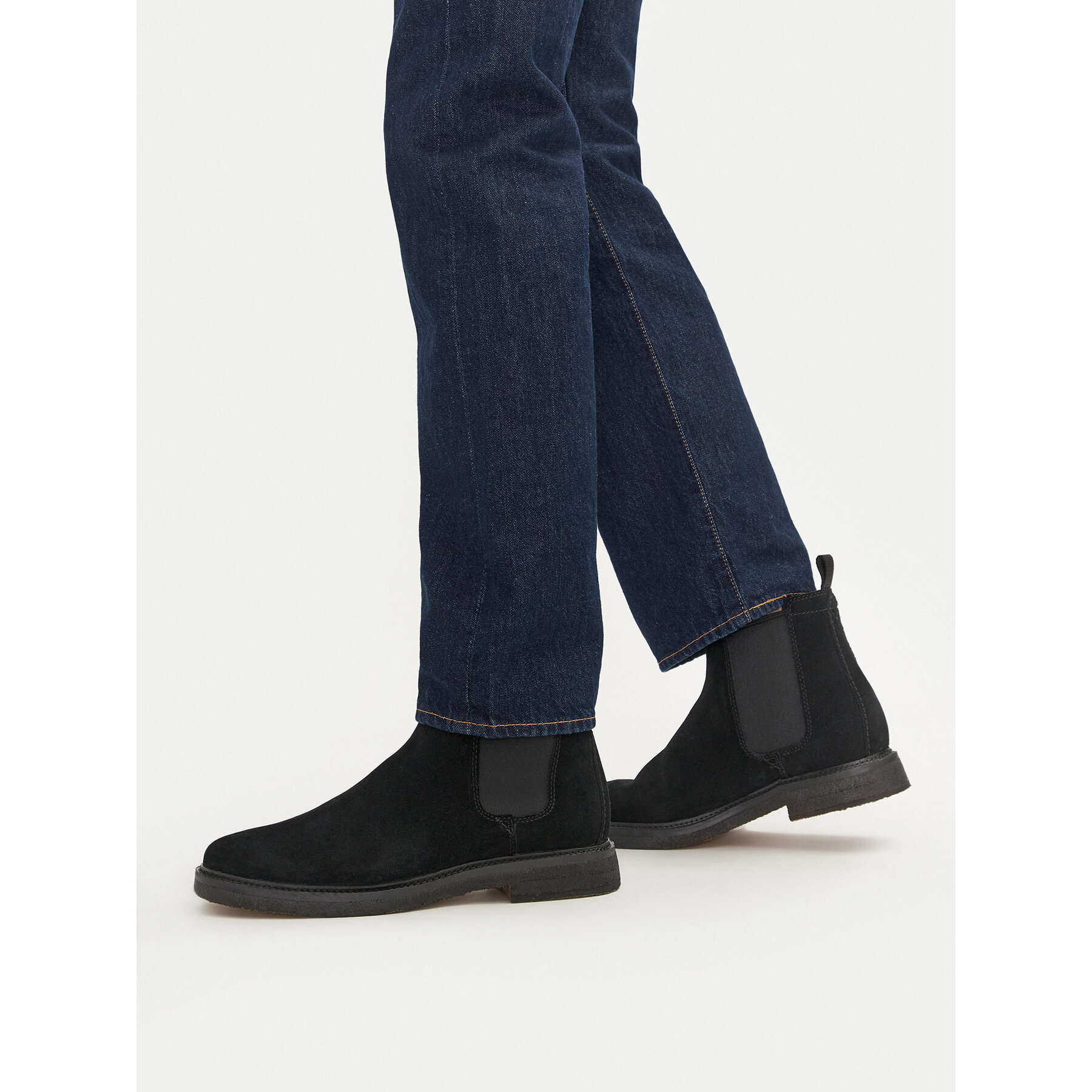 Gležnjarji Chelsea Clarks Clarkdale Easy 261735337 Črna