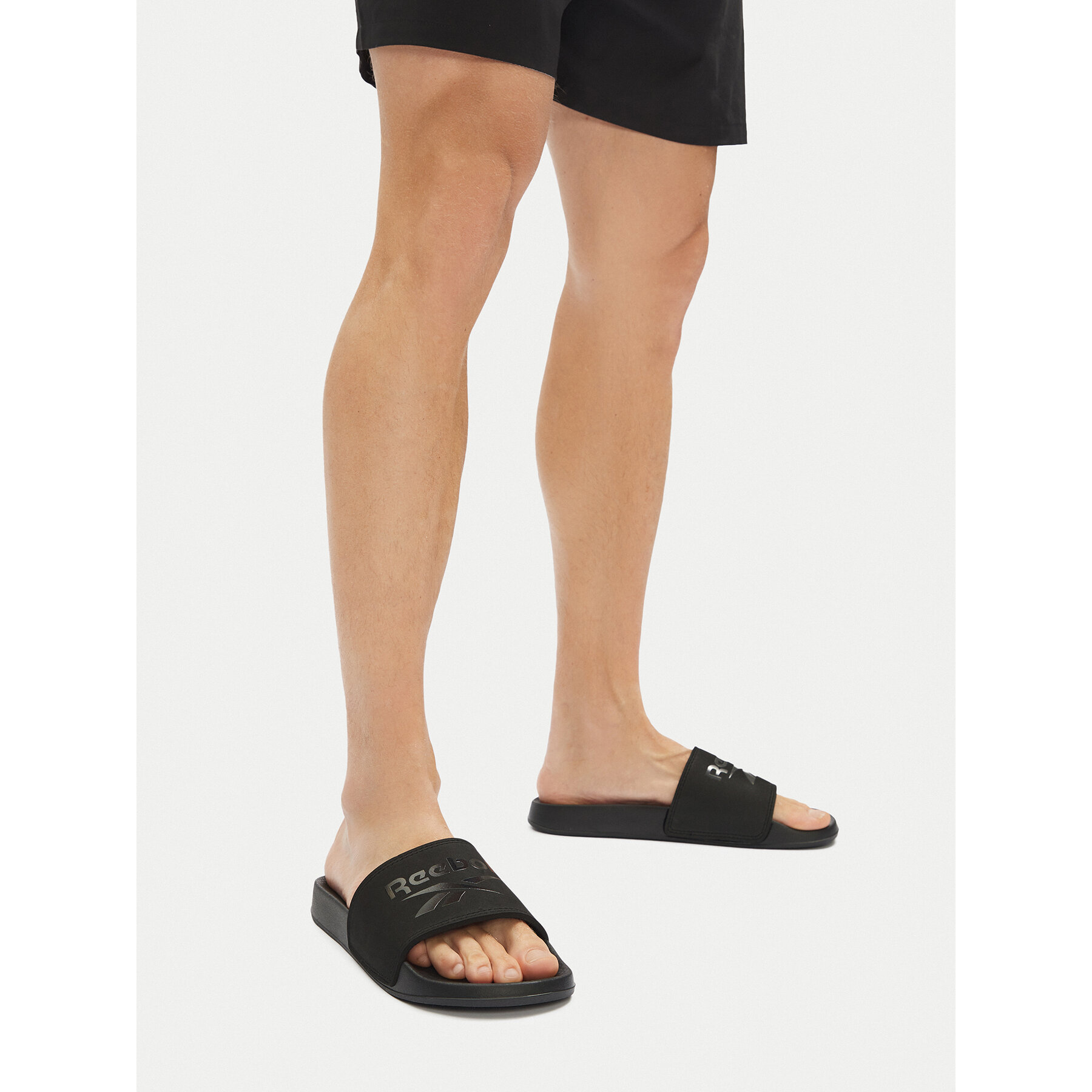 Чехли Reebok SS25-3C069-2 Черен