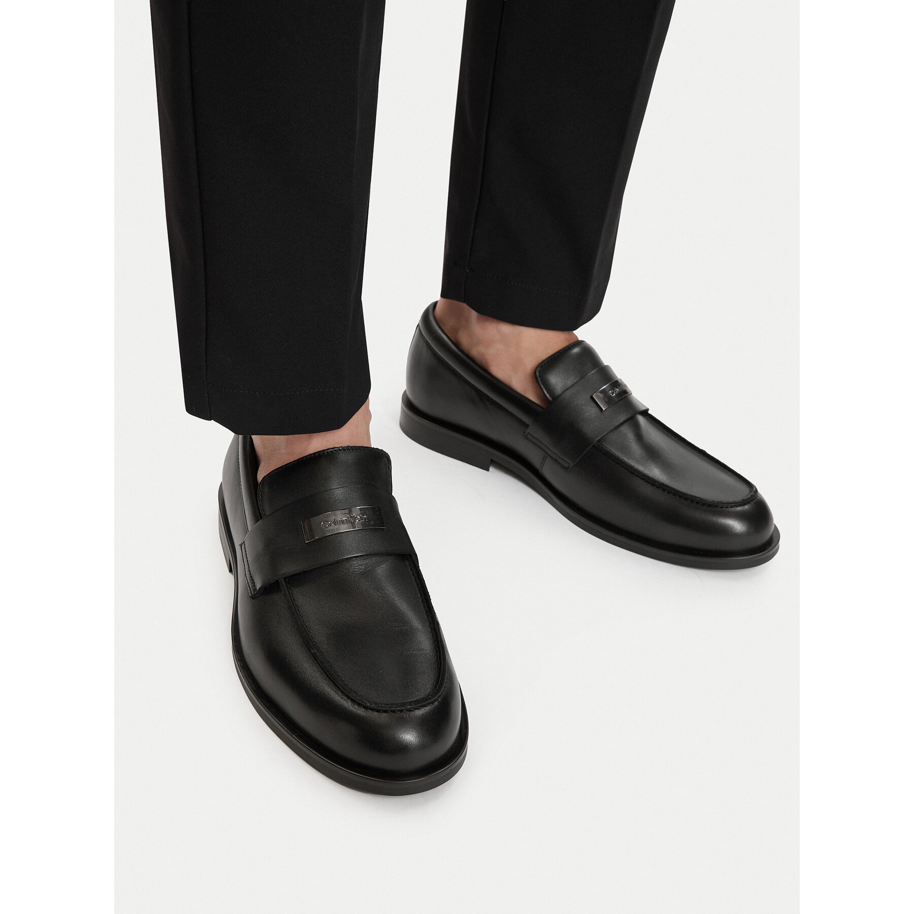 Обувки Calvin Klein Ess Rubber Loafer Hw Plaq Va Lth HM0HM02177 Черен