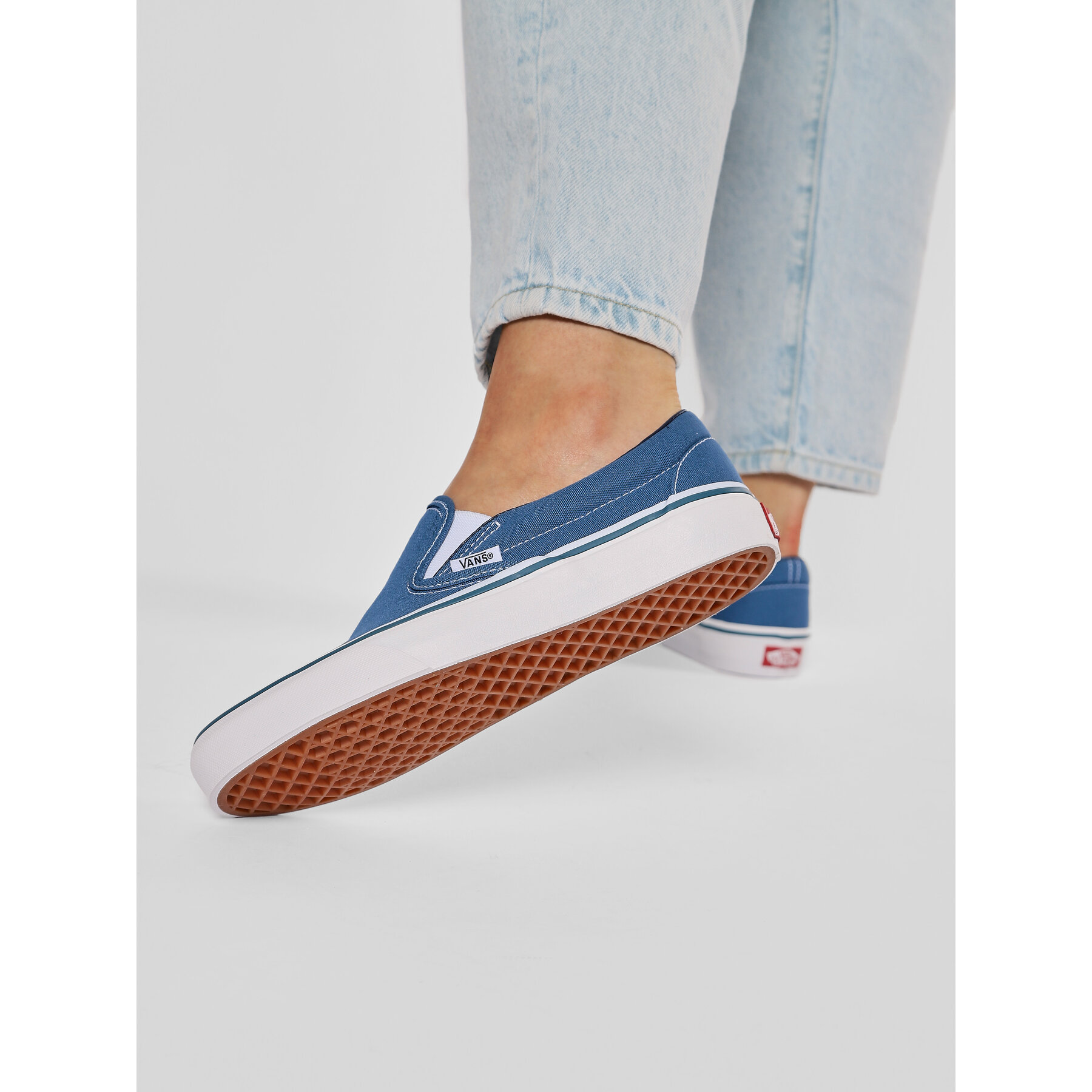 Teniși Vans Classic Slip-On VN-0ENVY Albastru