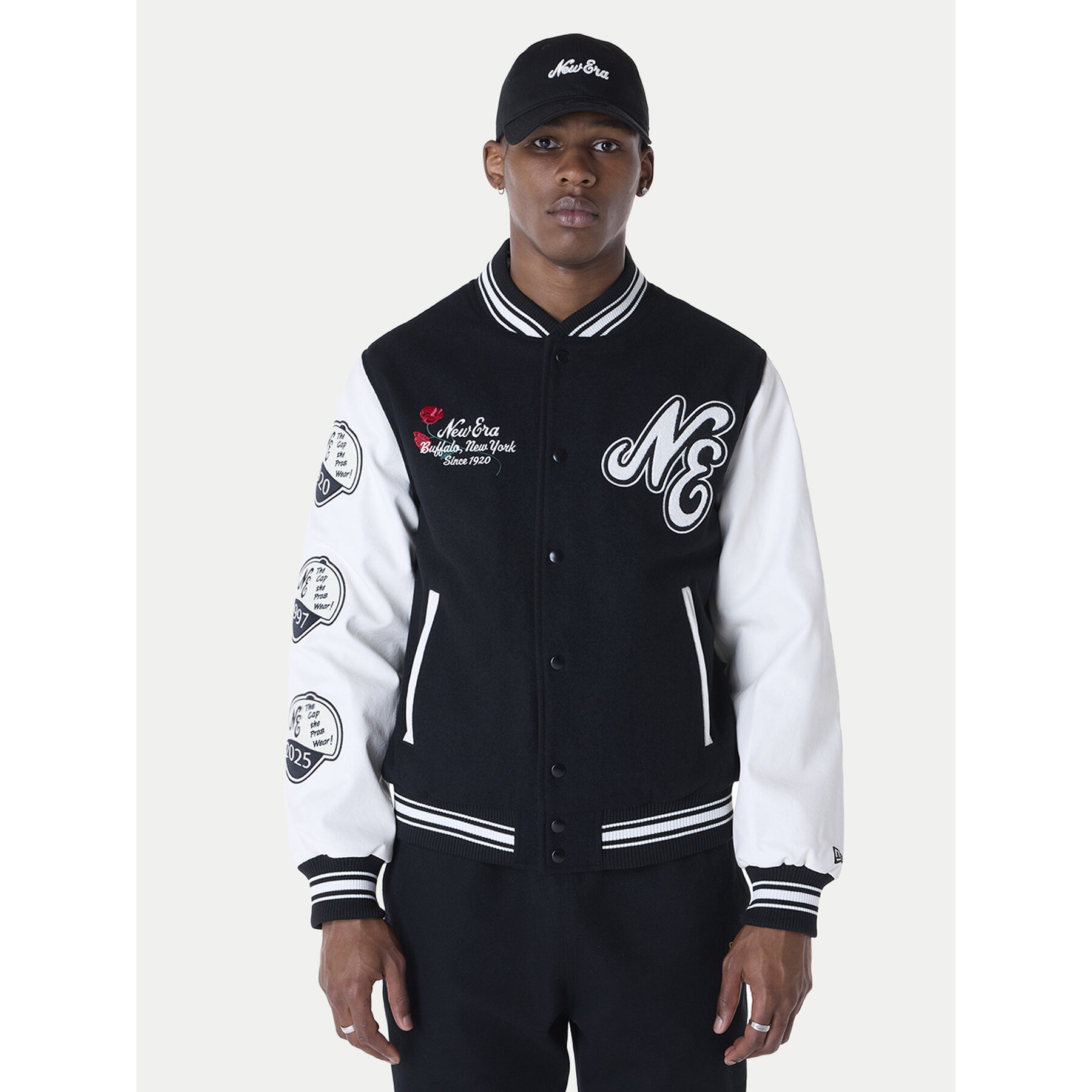 New Era Bomberjacke Essential Black Varsity 60596264 Schwarz Regular Fit
