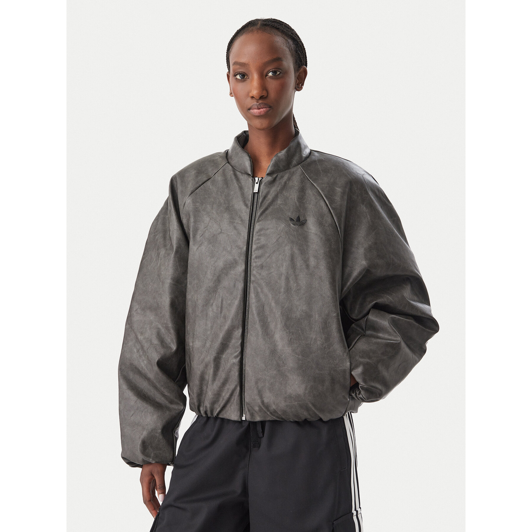 adidas Jacke aus Kunstleder Sst Cropped KT4240 Dunkelgrau Regular Fit