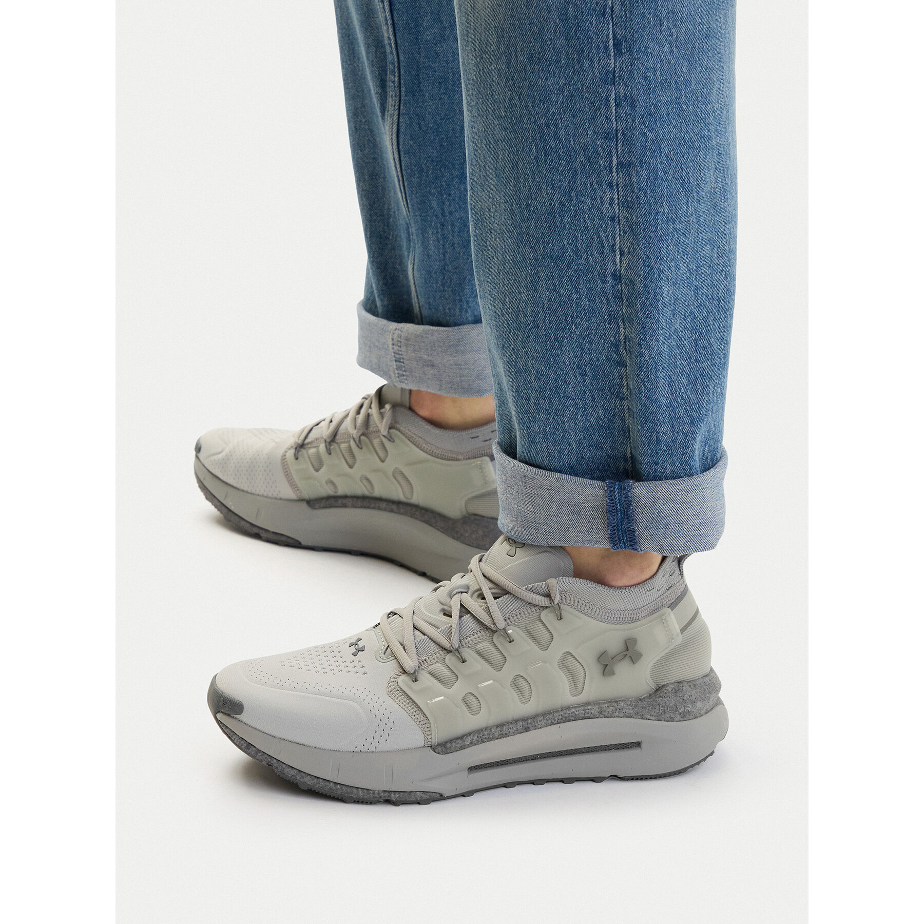 Sneakersy Under Armour UA Phantom X 6007183 069 Sivá