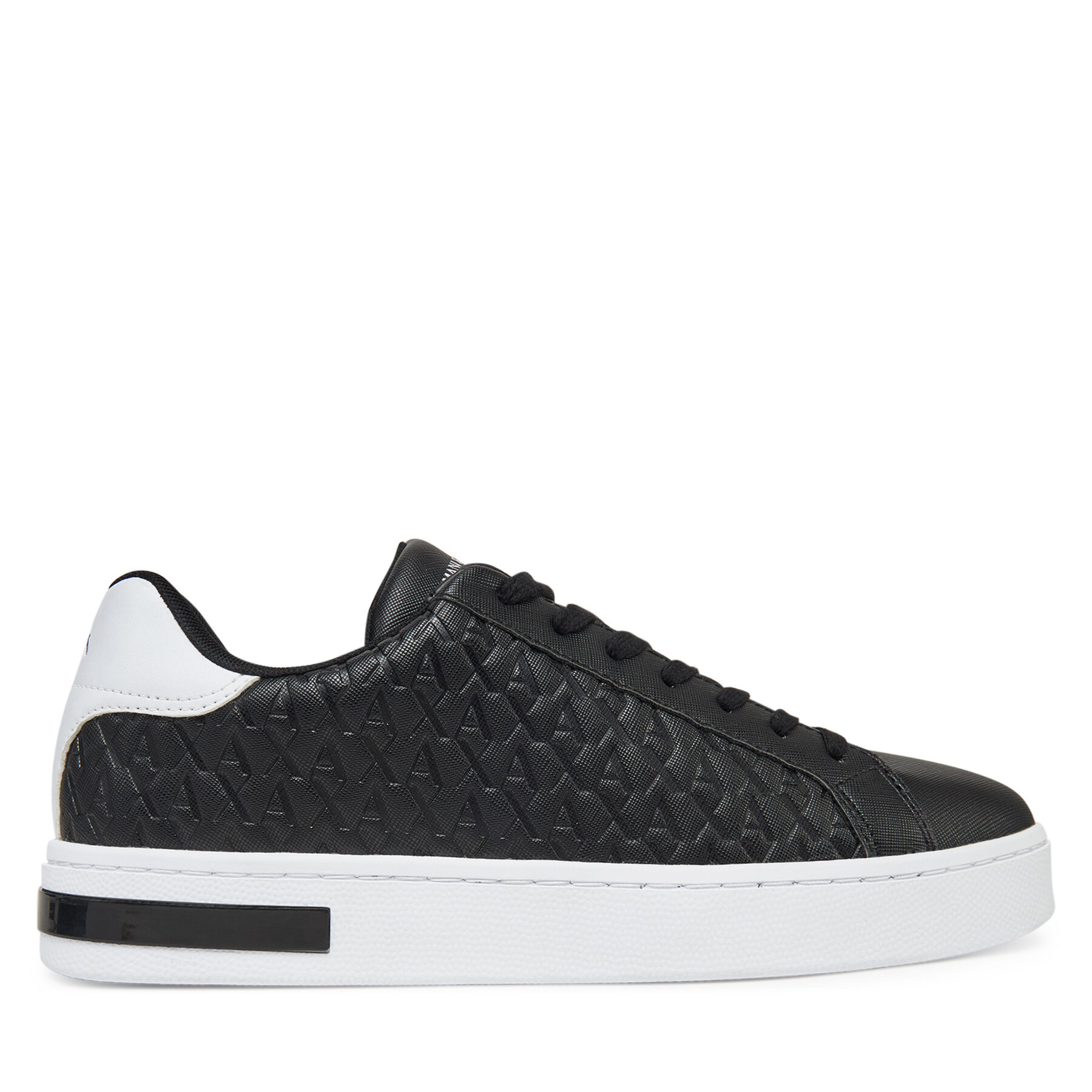 Armani Exchange Sneakers XM000140 AF11916 MC011 Schwarz