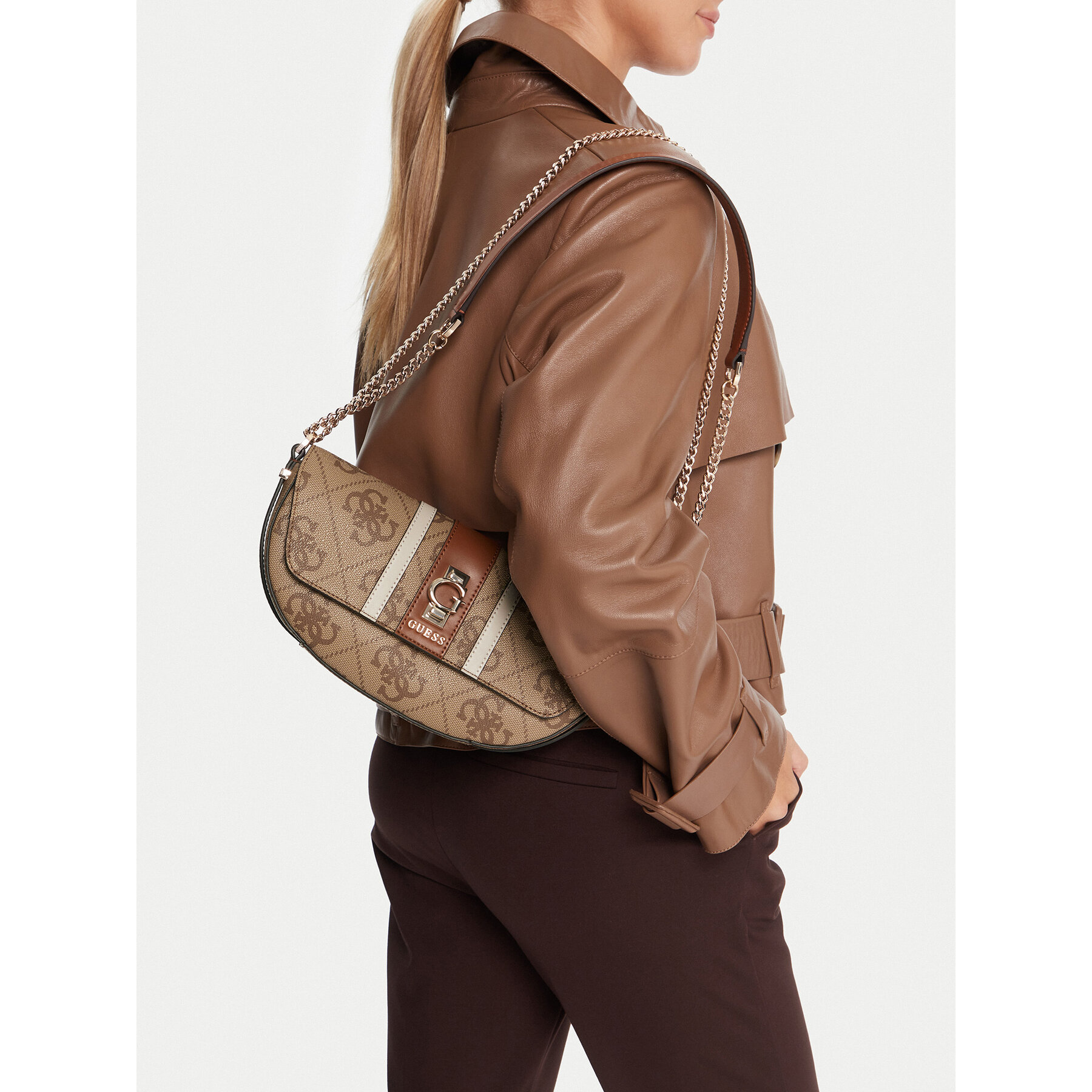 Дамска чанта Guess Erenia HWSO78 38210 Бежов