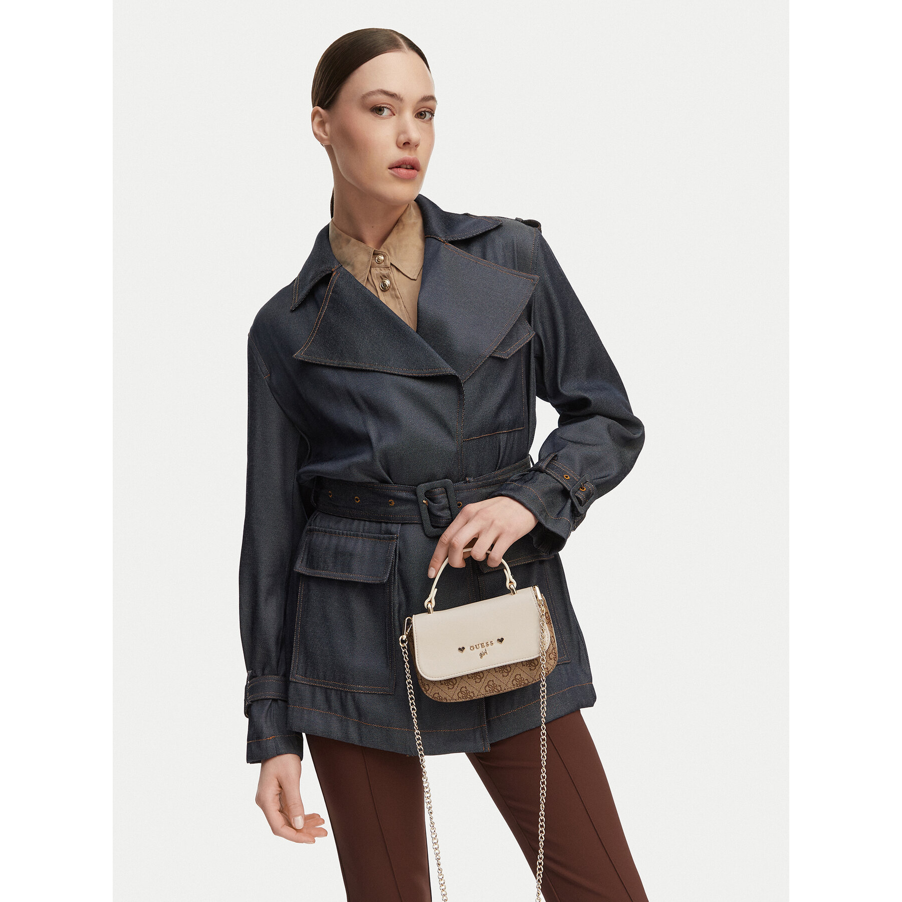 Дамска чанта Guess J4YZ42 WFEN0 Бежов